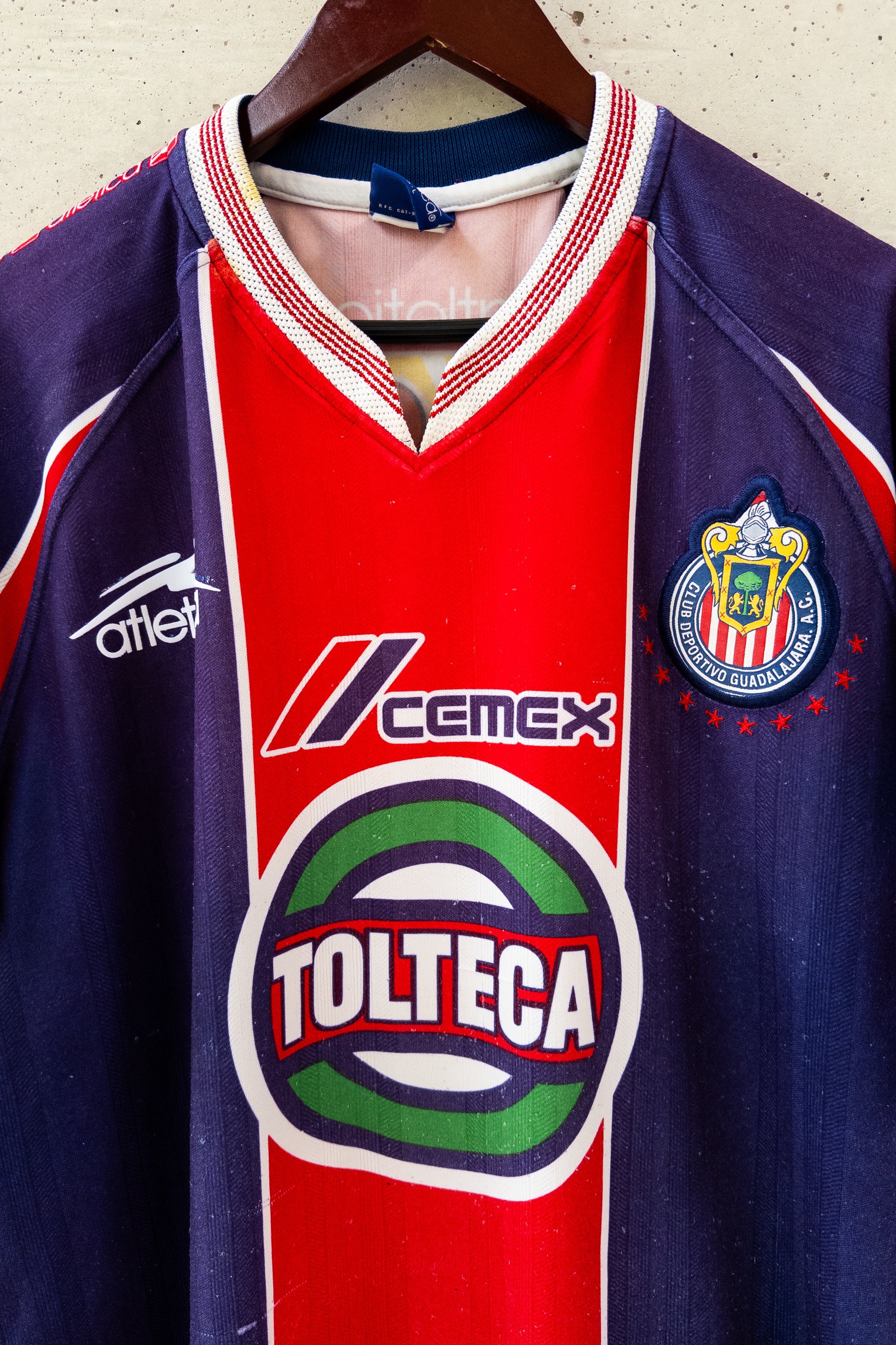 Chivas Visita 2000-01