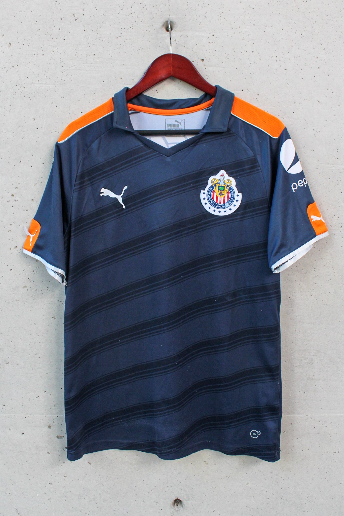 Chivas Tercera 2016/17 Rodolfo Pizarro #20.