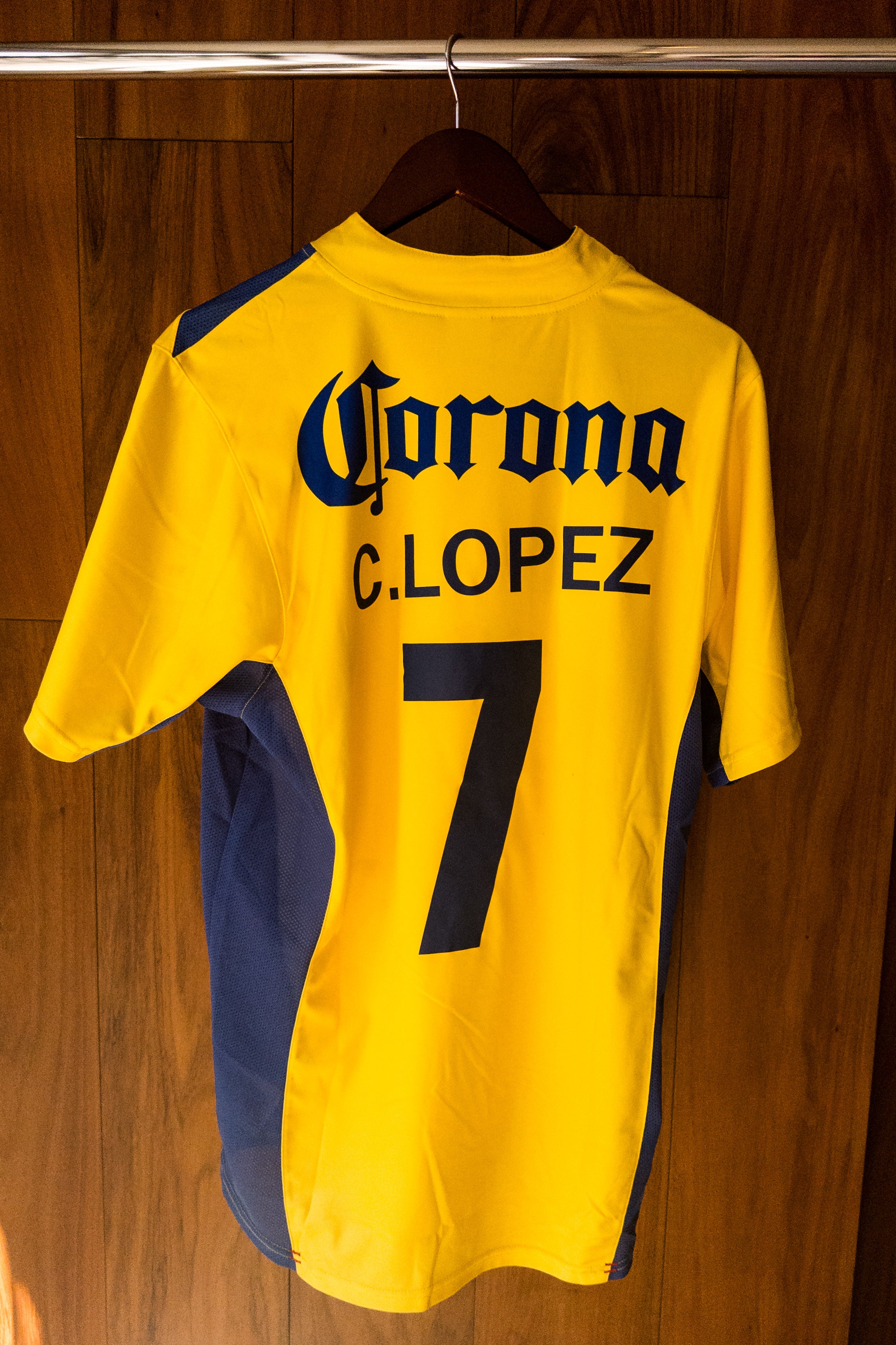 Club América Local 2004/05 Claudio “Piojo” López #7.