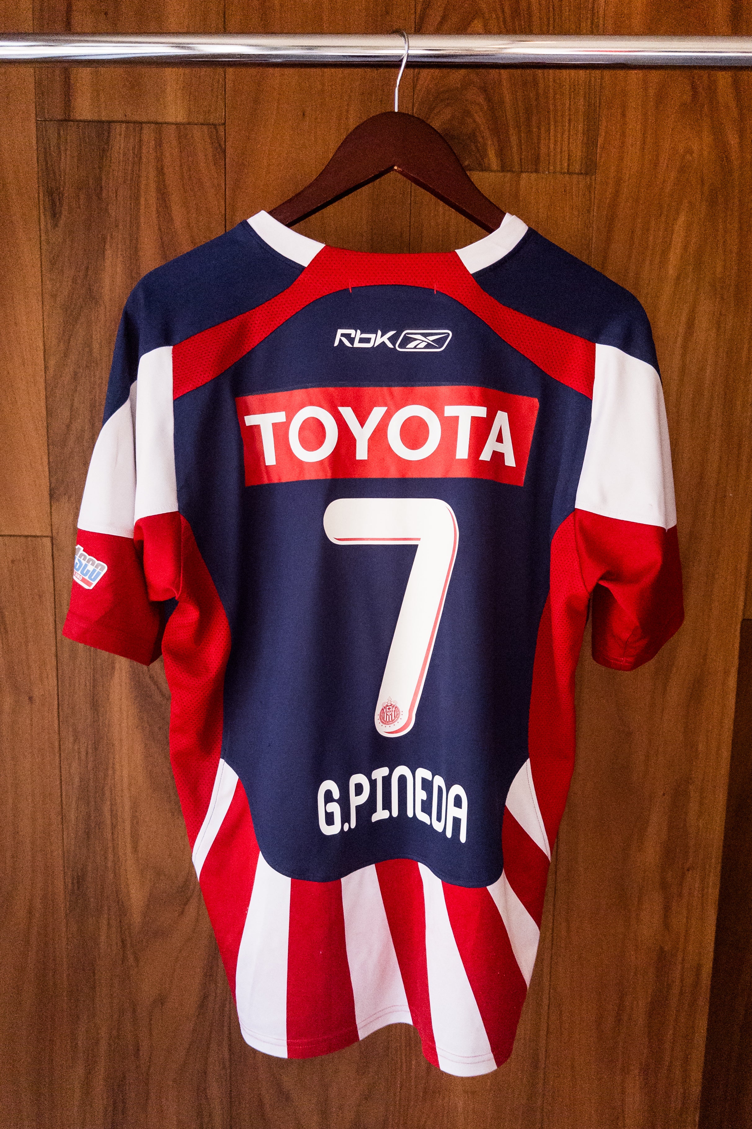 Chivas Local 2008/09, Gonzalo Pineda #7.