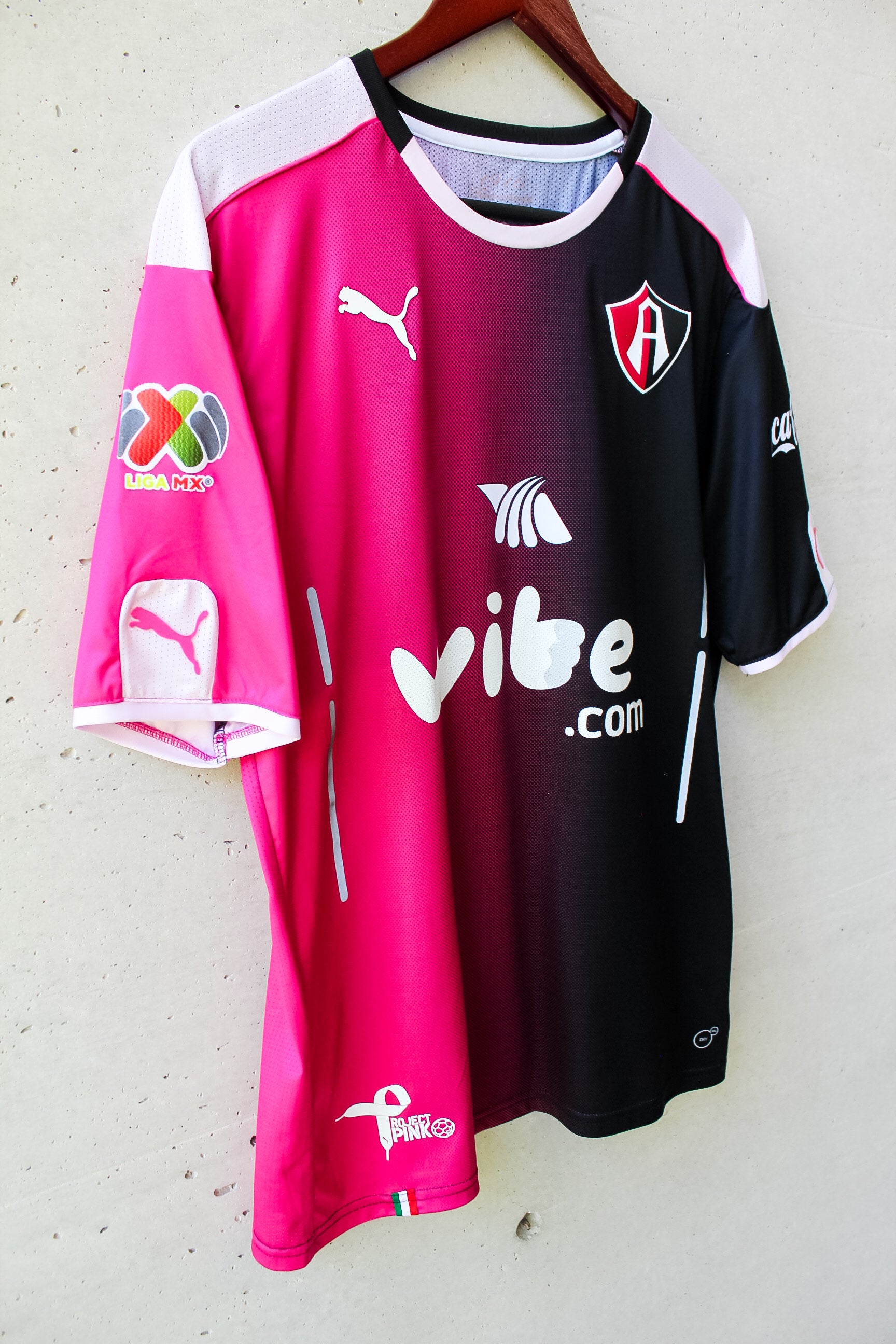 Atlas FC Pink Project 2016 Rafa Márquez #4