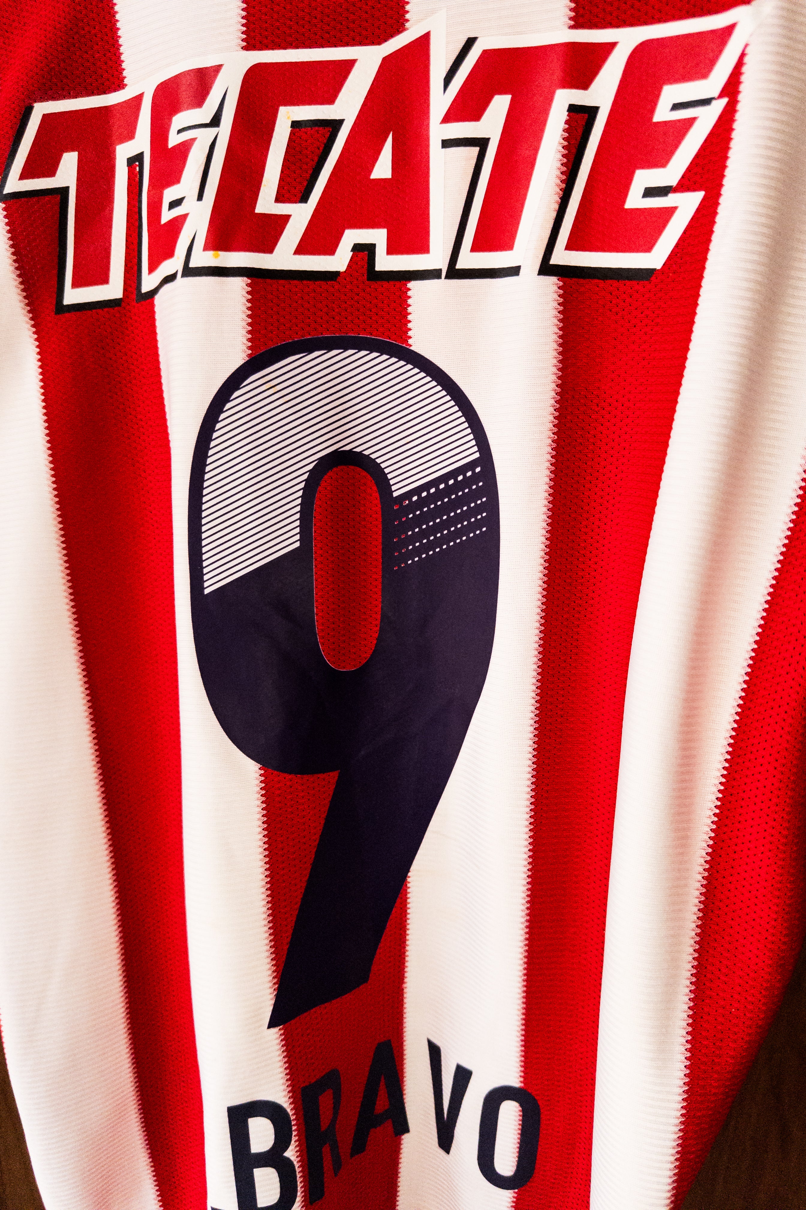 Chivas Local 2013/14 Omar Bravo #9.