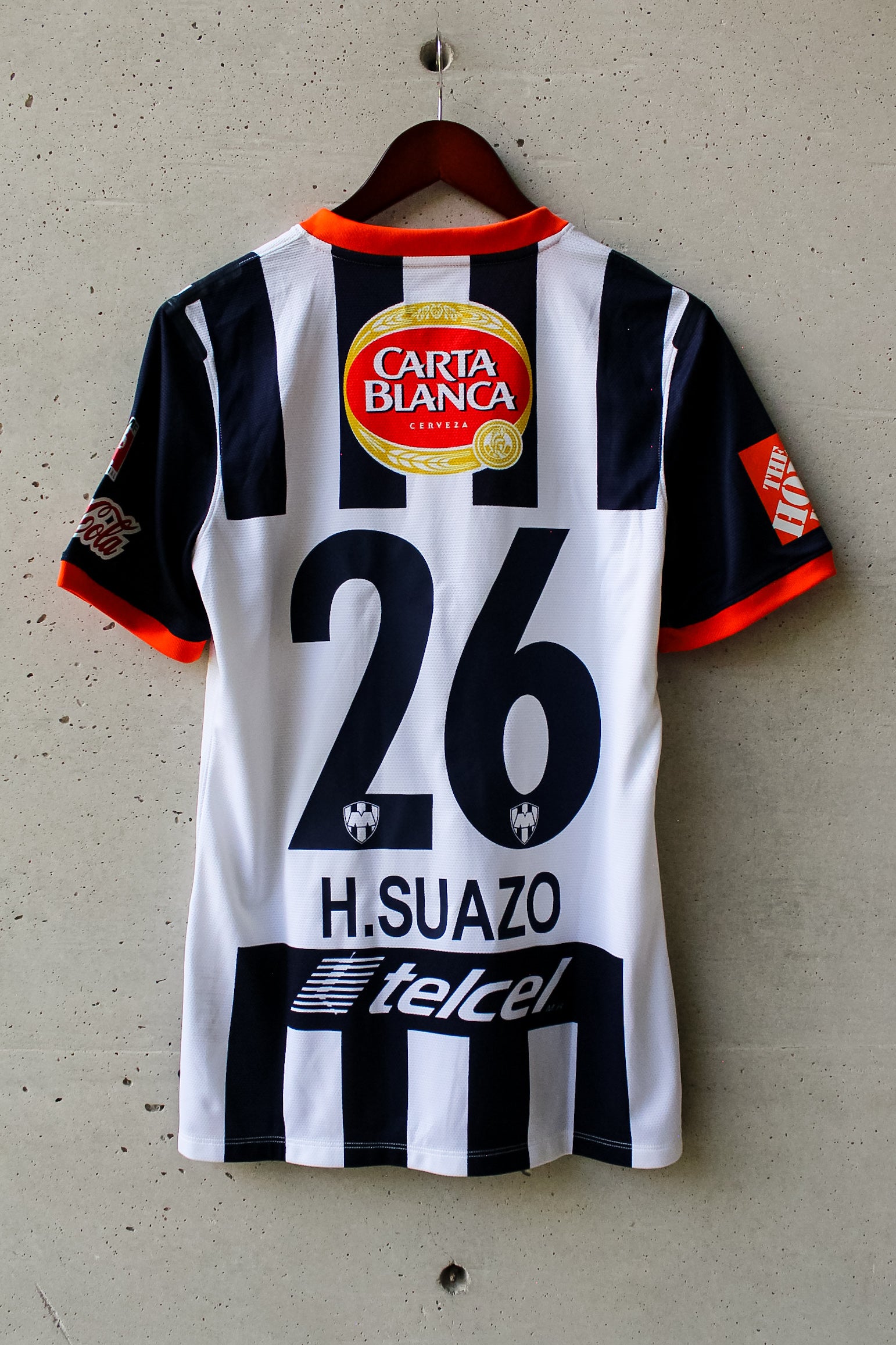 Rayados de Monterrey Local 2013/14 Humberto “Chupete” Suazo #26