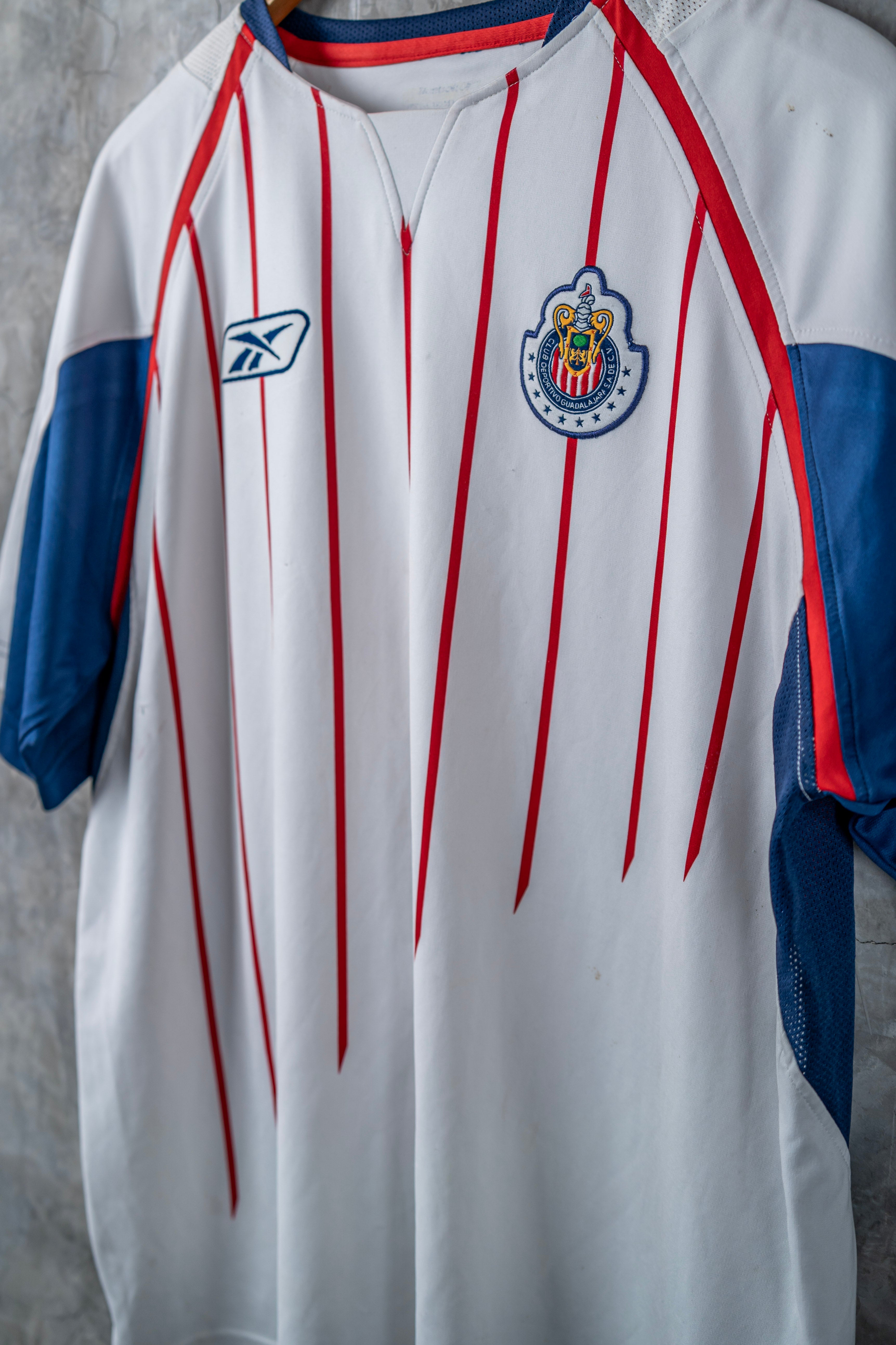 Chivas Visitante 2005/06 Alberto "Venado" Medina #10