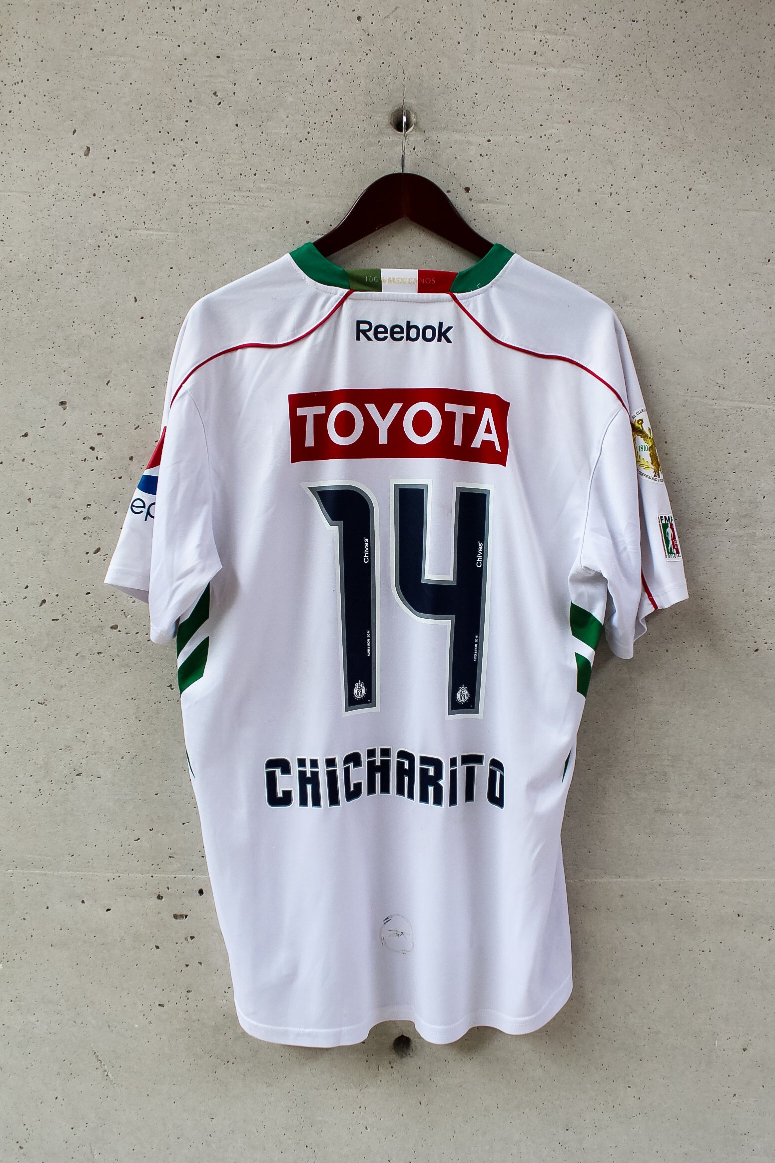 Chivas Visita 2010/11 Javier “Chicharito” Hernández #14