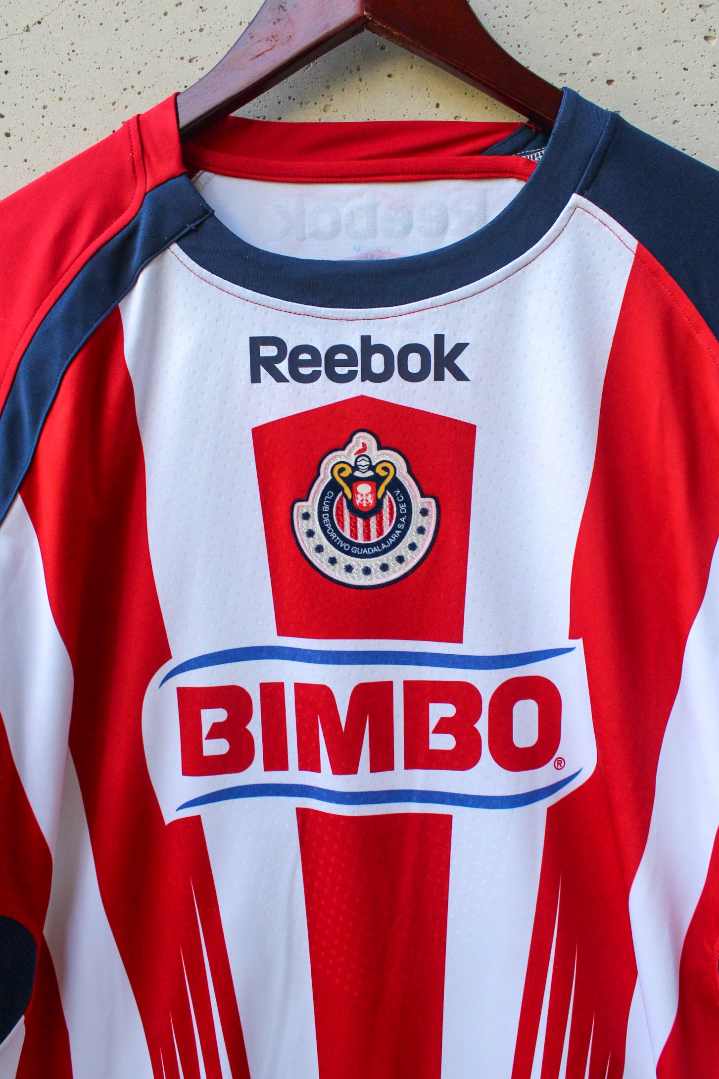 Chivas Local 2009/10 Javier “Chicharito” Hernández #14.