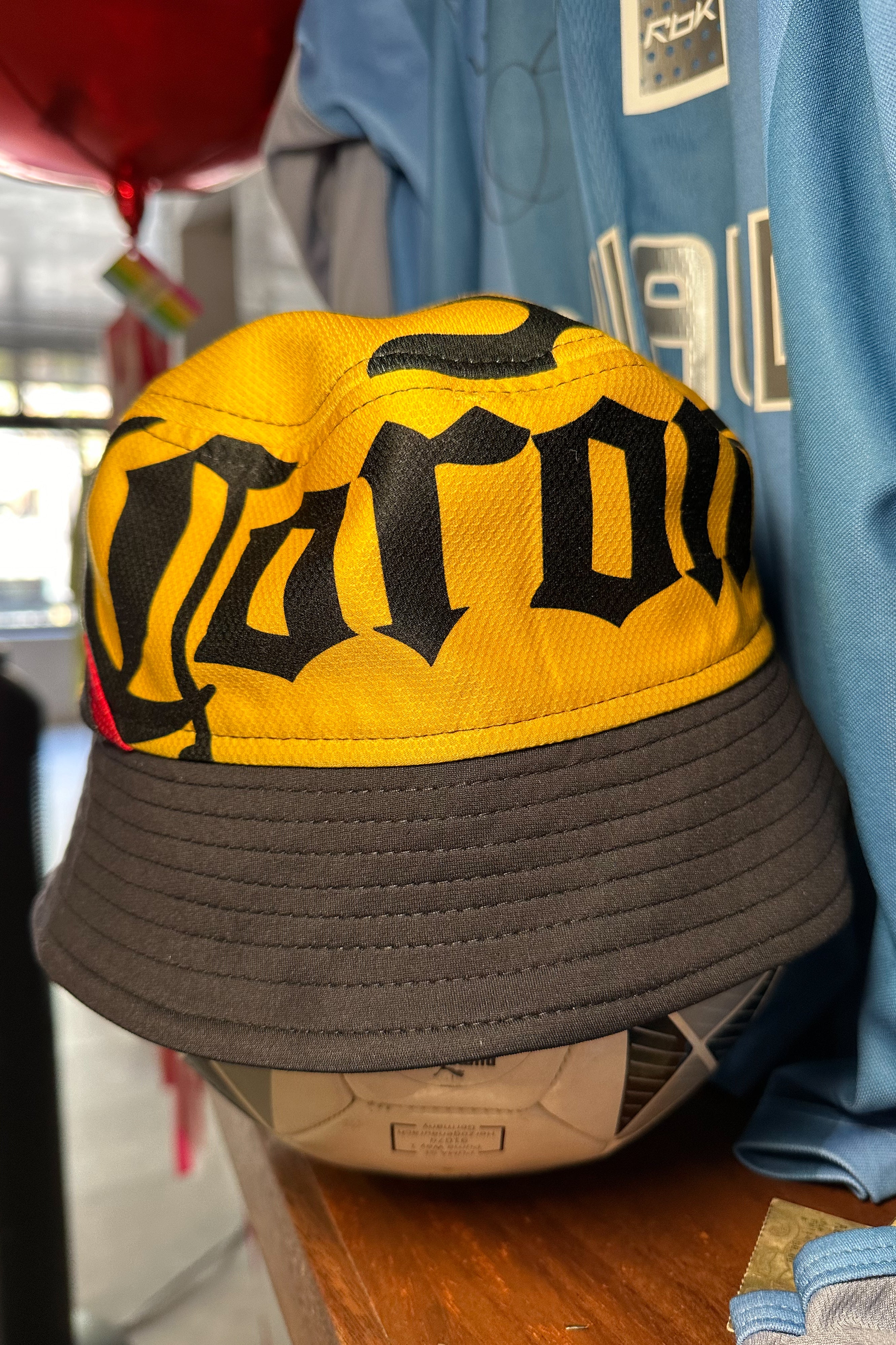 Leones Negros UdeG Bucket Hat