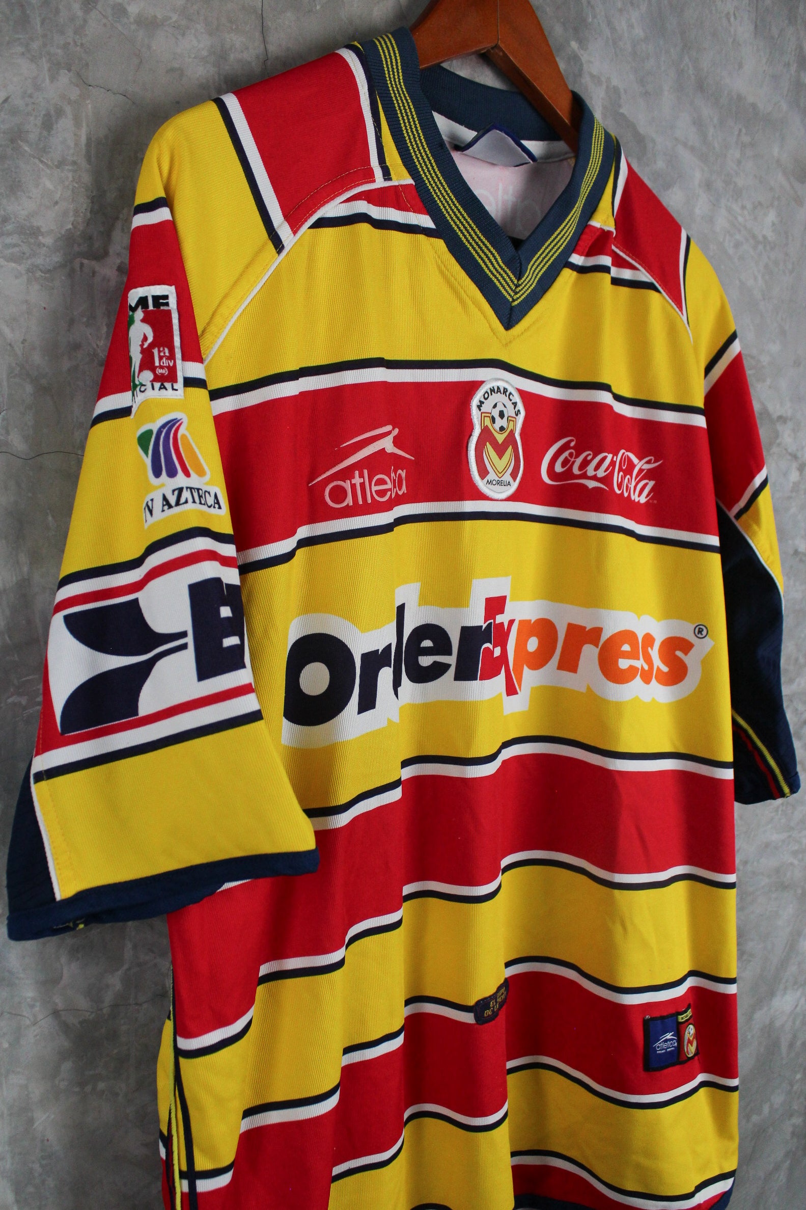 Monarcas Morelia Local 2000/01