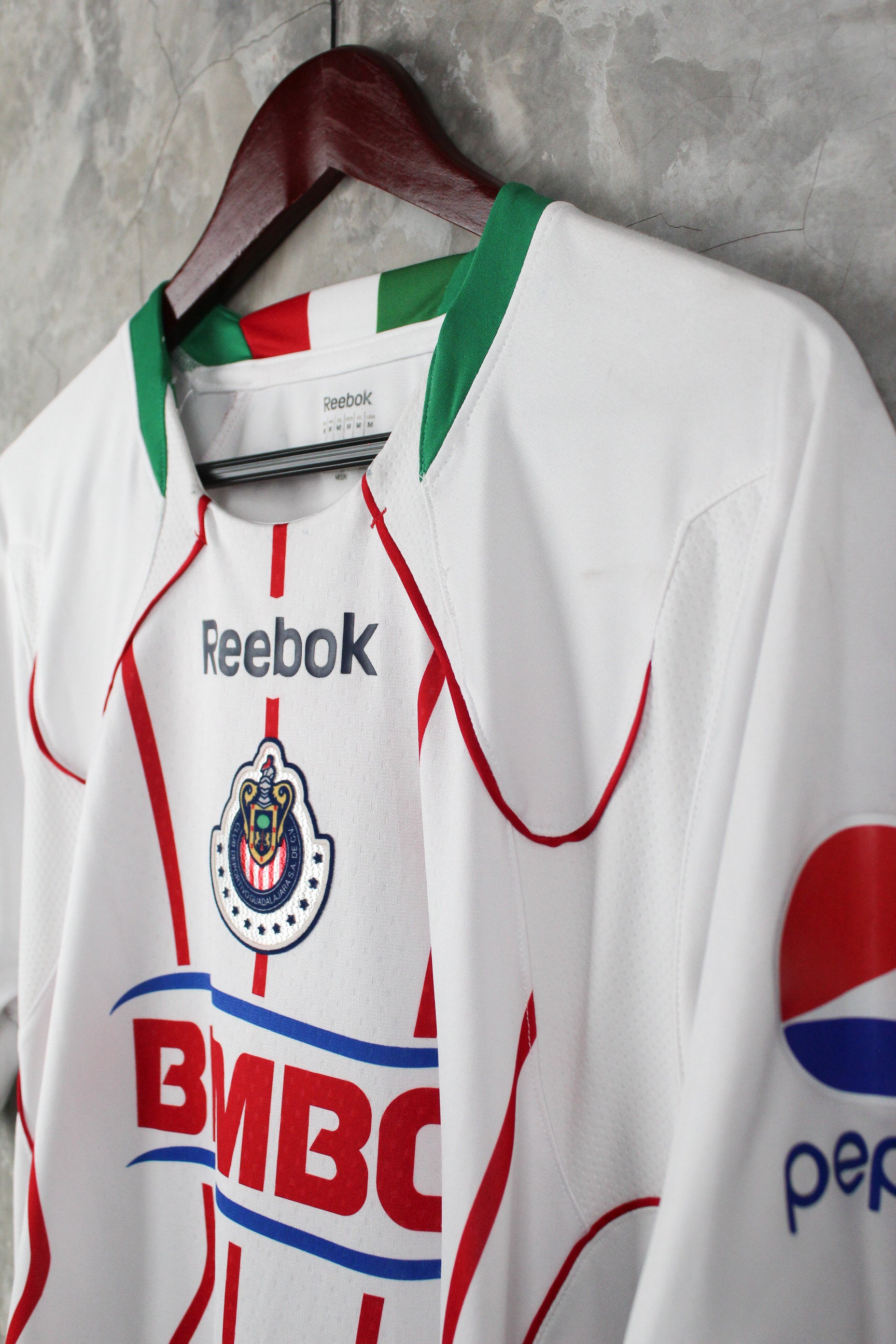 Chivas Visitante 2010/11 Adolfo "Bofo" Bautista #7