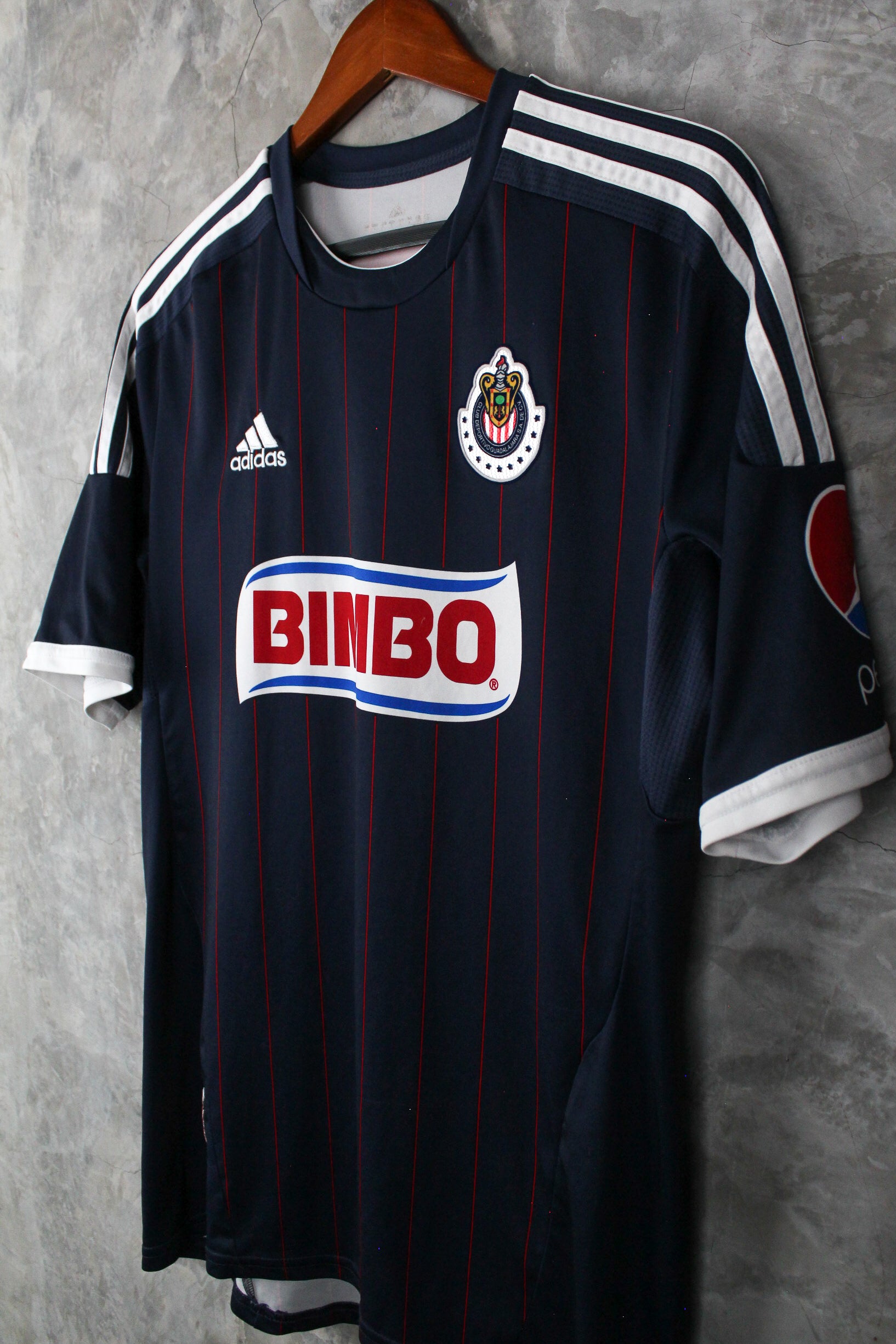 Chivas Visitante 2011/12 Alberto "Venado" Medina #10
