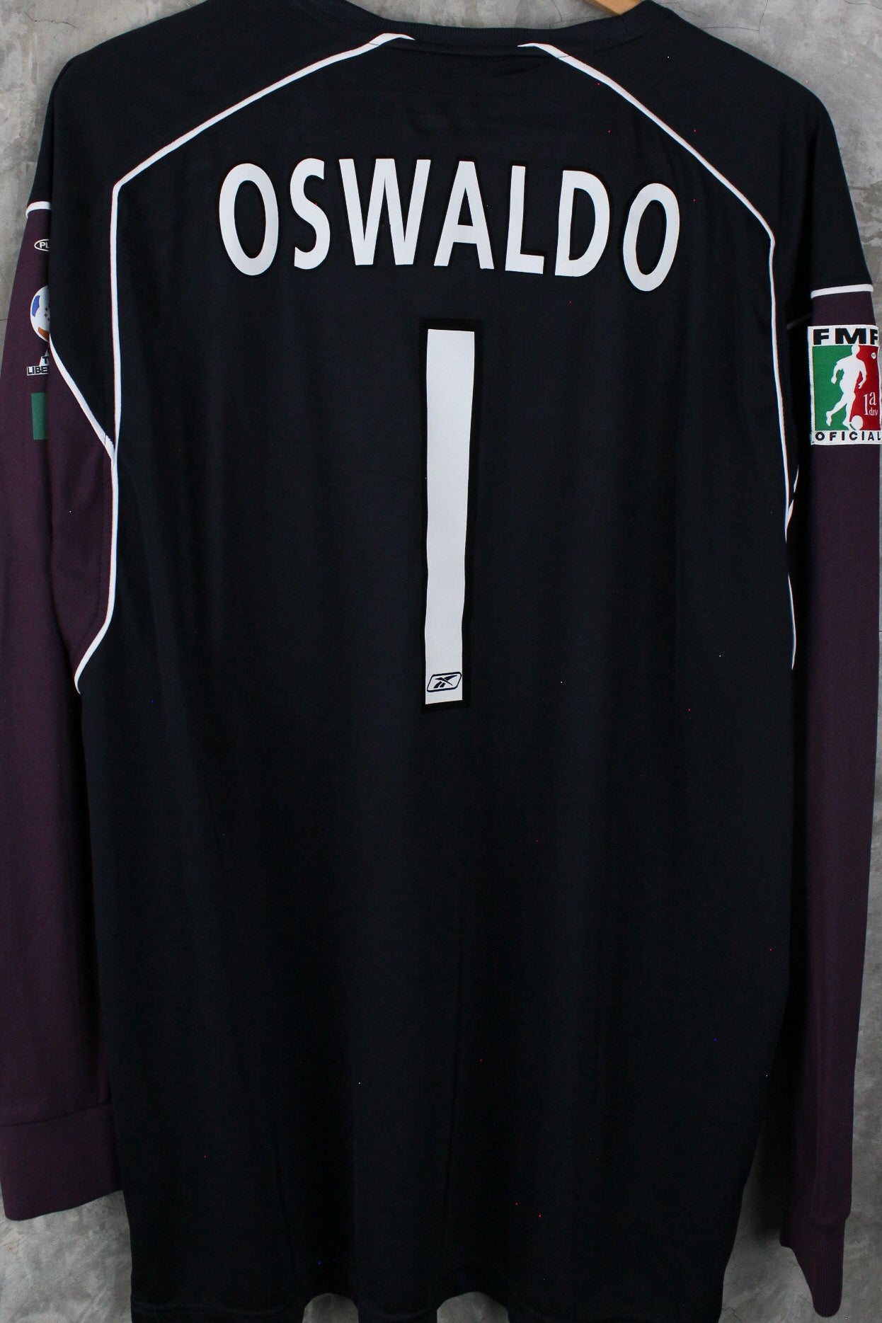 Chivas Portero 2004/05 Oswaldo Sánchez #1