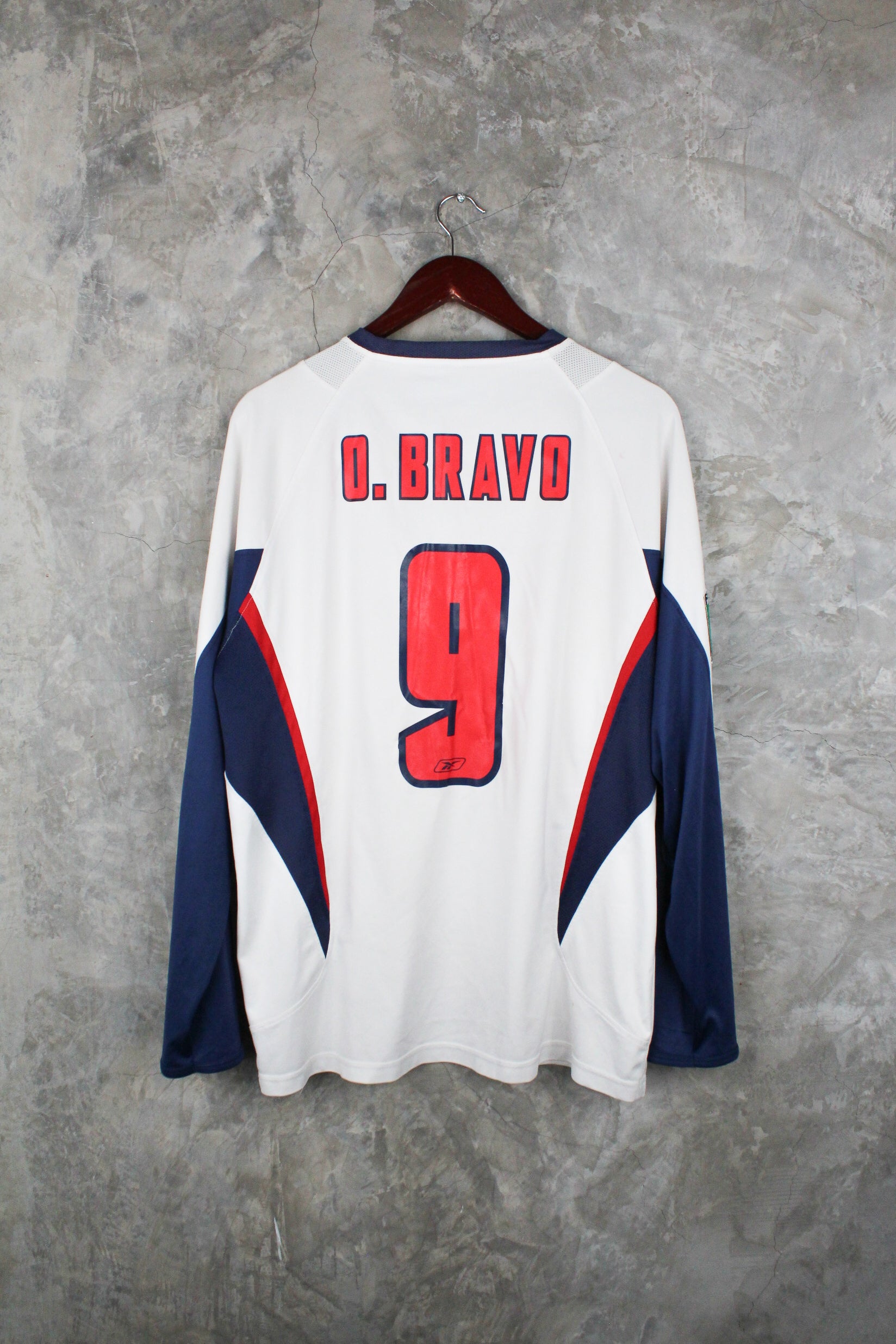 Chivas Visitante 2005/06 Omar Bravo #9 mangas largas