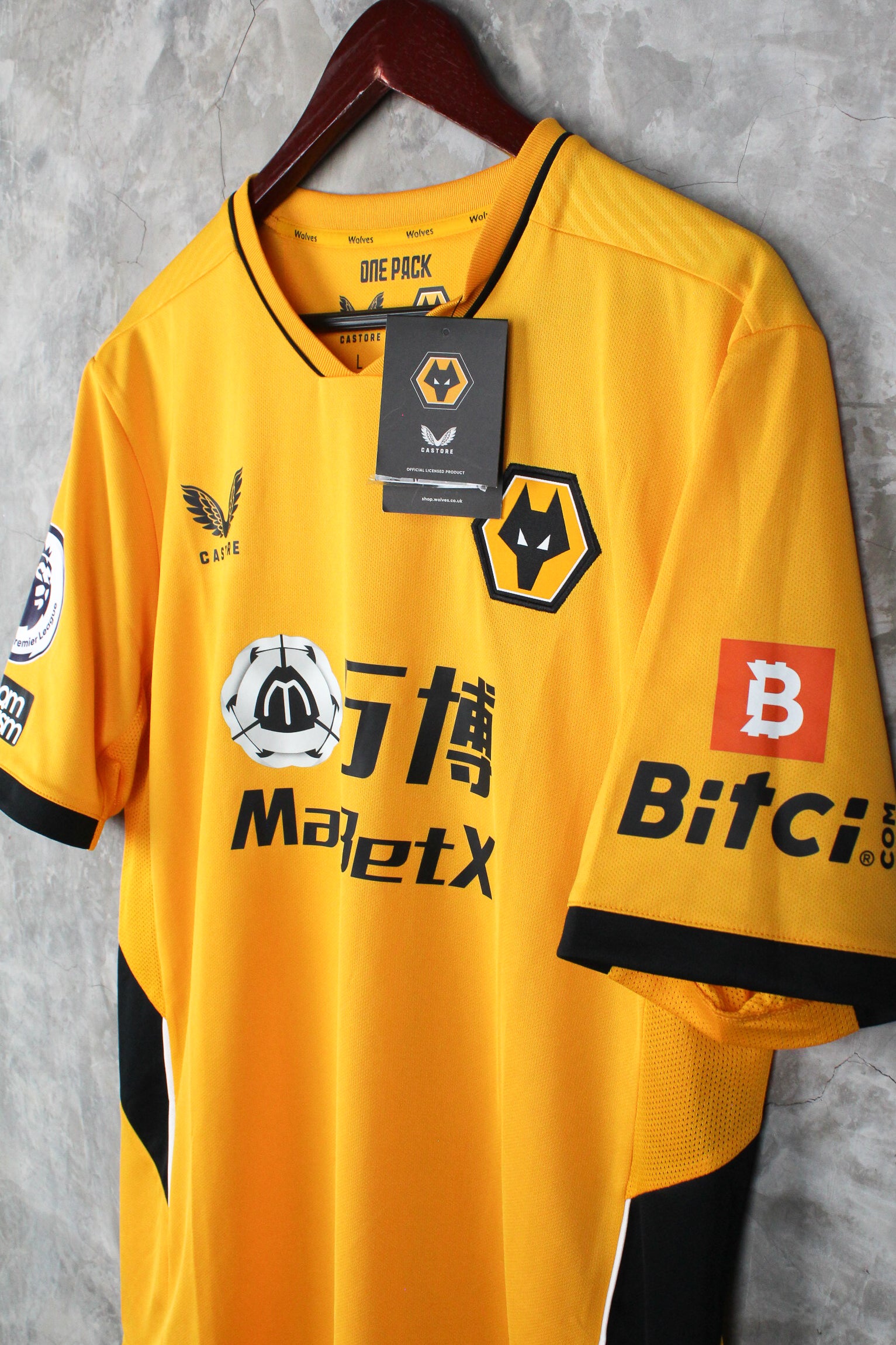 Wolverhampton Local 2021/22 Raúl Jímenez #9