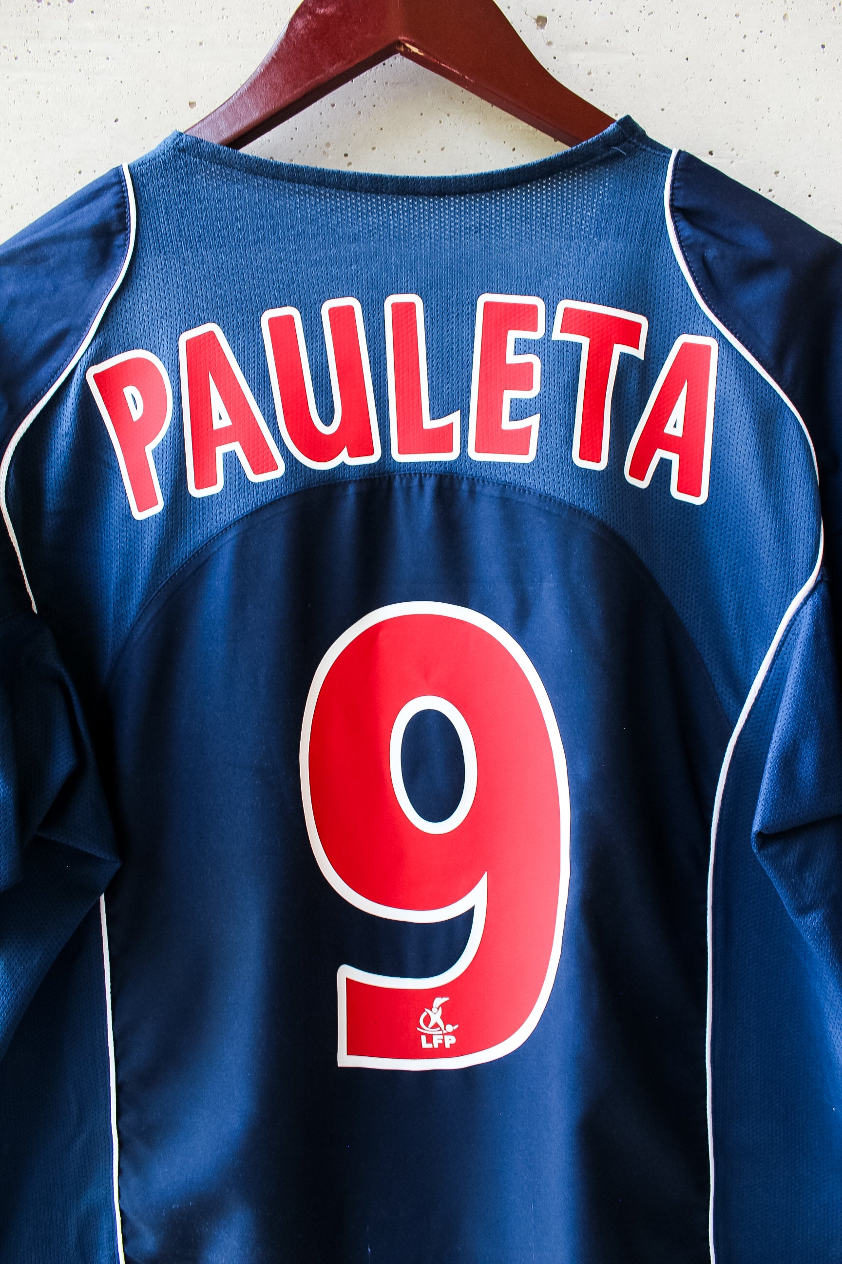 Paris Saint Germain Local 2004/05 Pedro Miguel Pauleta #9