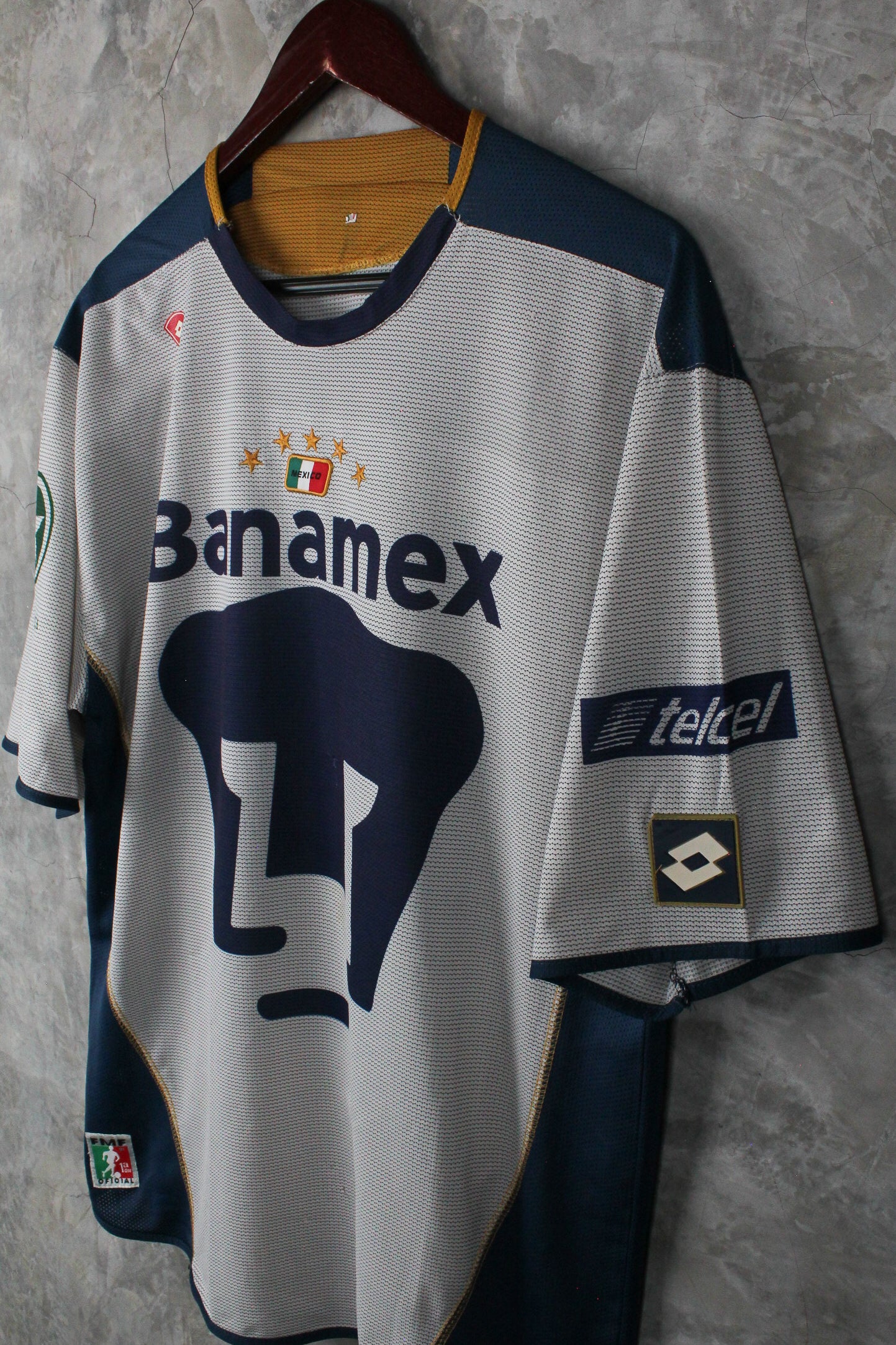 Pumas UNAM Local 2004/05 Bruno Marioni #14
