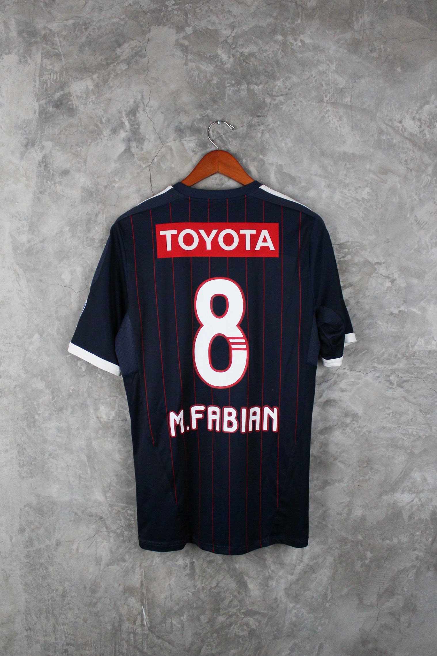 Chivas Visitante 2011/12 Marco Fabián #8