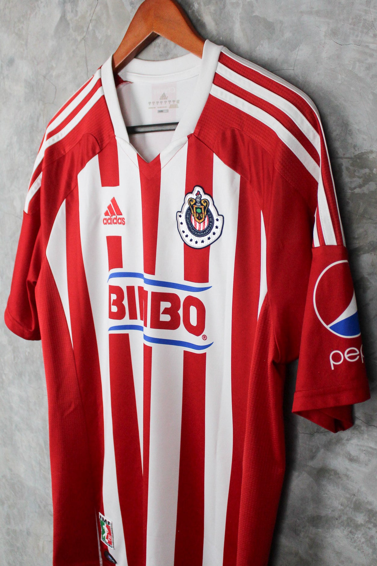 Chivas Local 2011/12 Marco Fabián #8