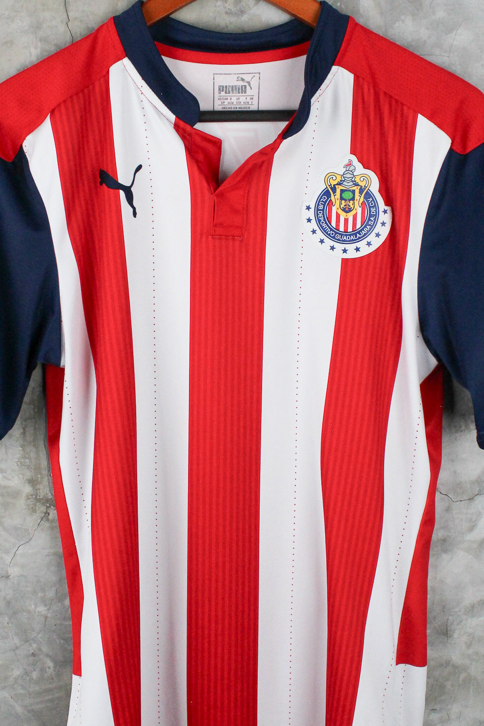 Chivas Local 2017/18 Rodolfo Pizarro #20