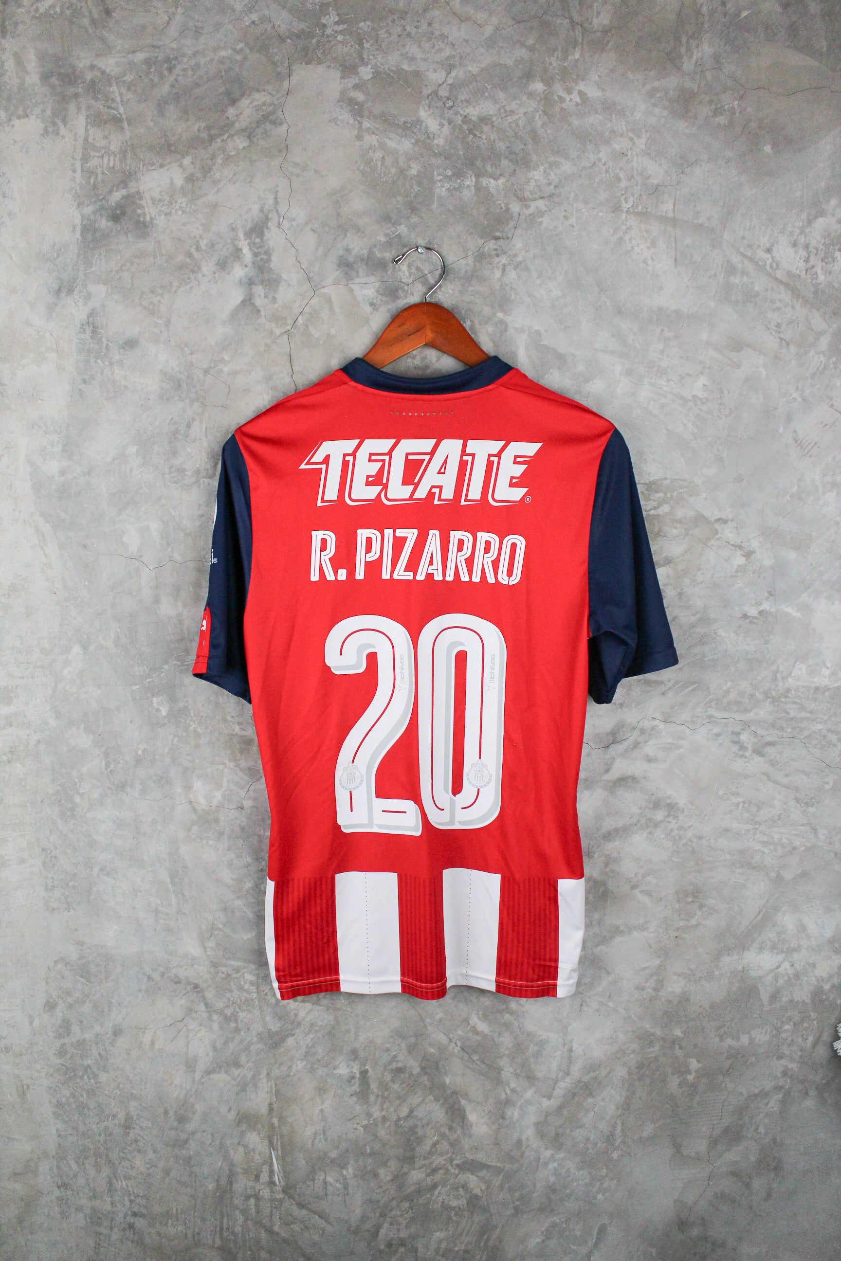 Chivas Local 2017/18 Rodolfo Pizarro #20