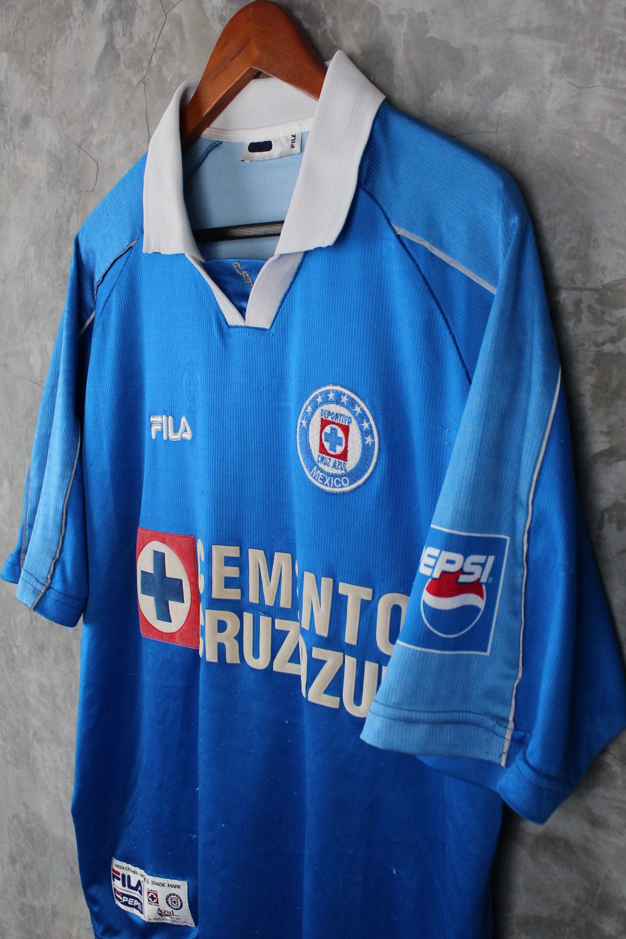 Cruz Azul Local 2001/02 Diego Mendoza #2