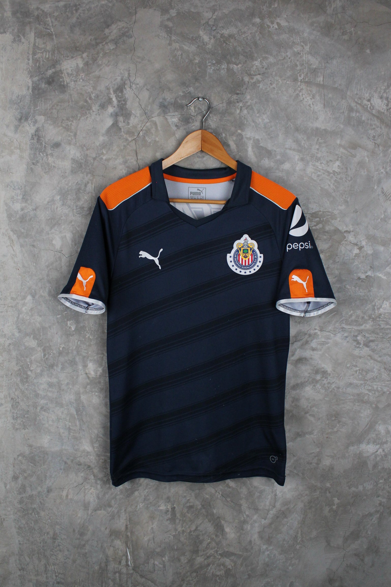 Chivas Tercera 2016/17 Rodolfo Pizarro #20
