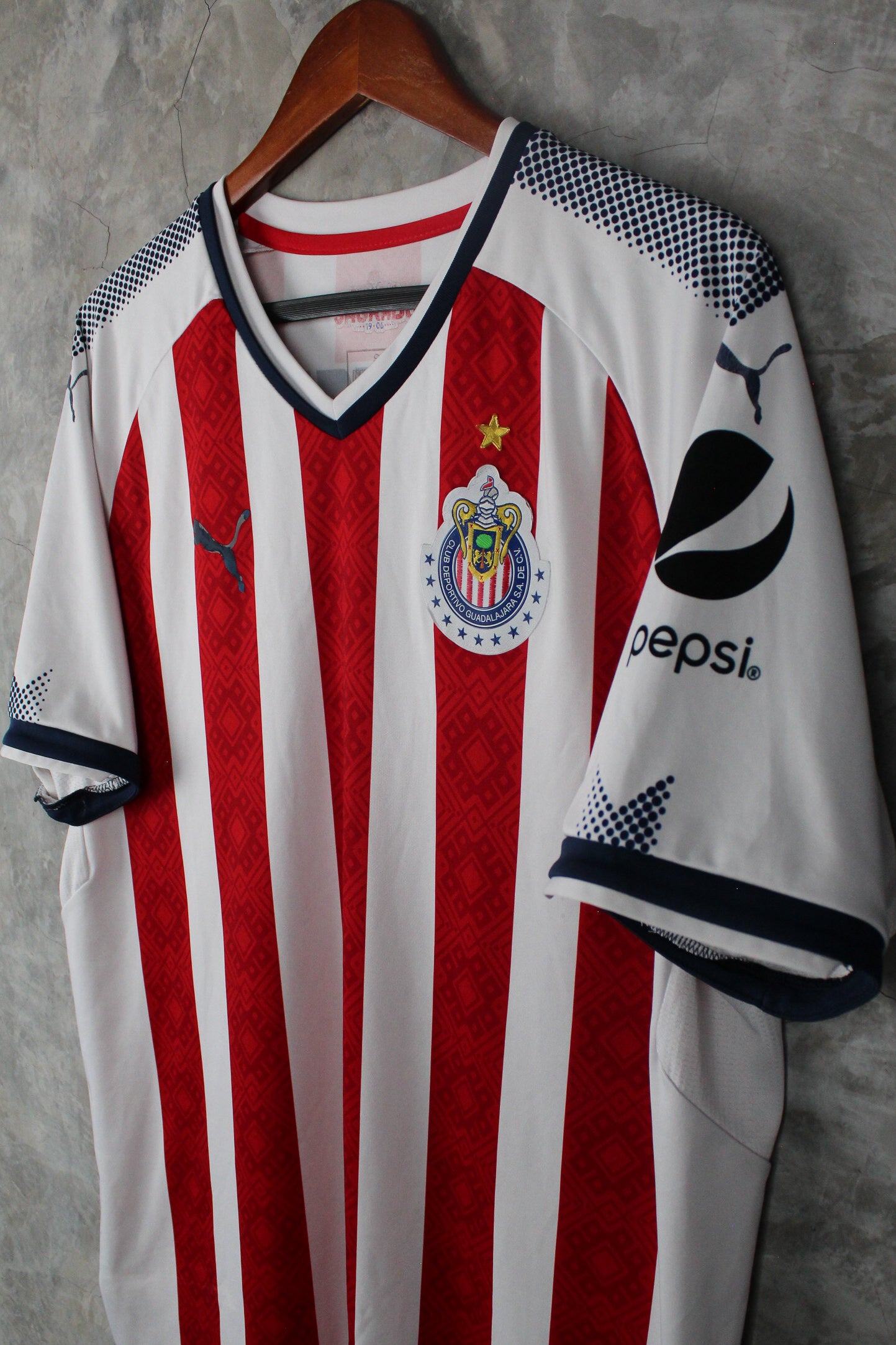 Chivas Local 2017/18 Orbelín Pineda #7