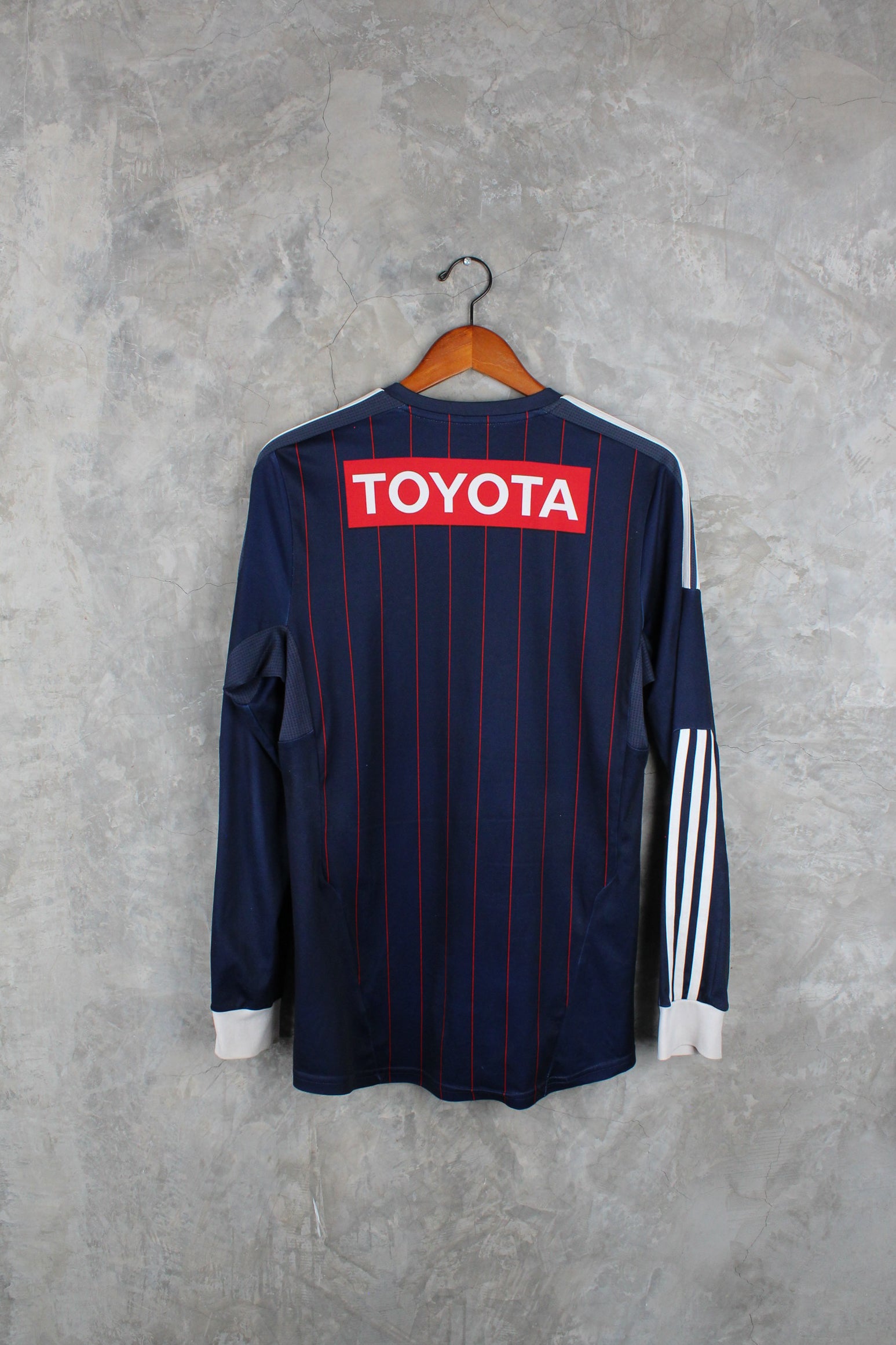 Chivas Visitante 2011/12 mangas largas