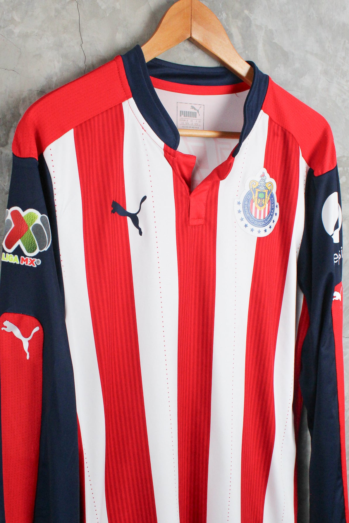 Chivas Local 2016/17 Rodolfo Pizarro #20 mangas largas