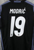 Real Madrid Tercera 2016/17 Luka Modric #19