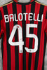 AC Milán Local 2013/14 Mario Balotelli #45 niño