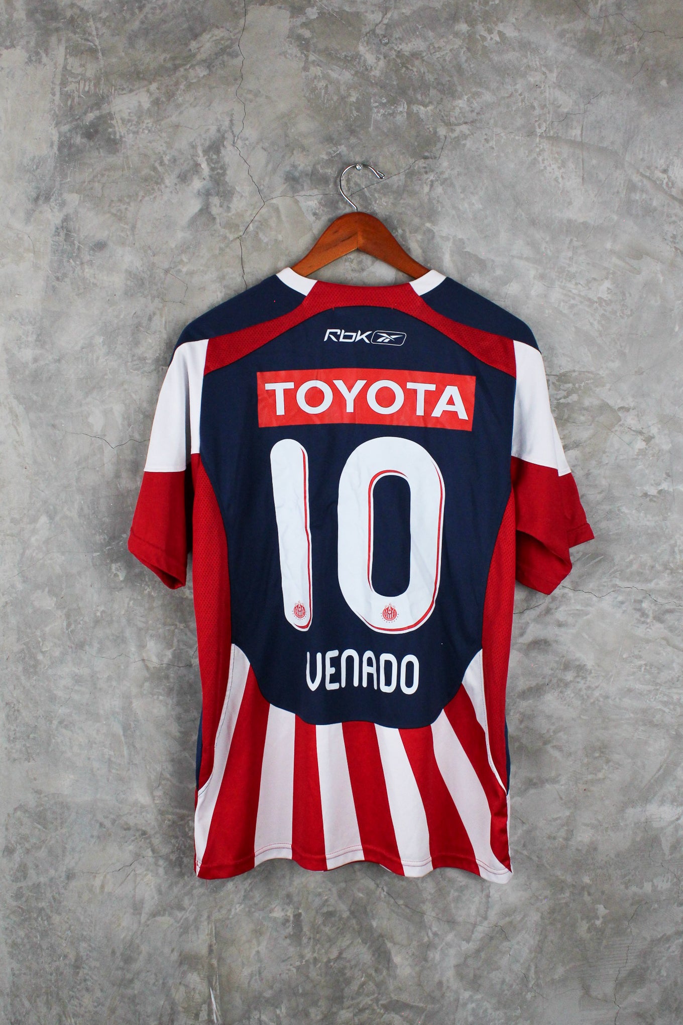 Chivas Local 2009/10 Alberto "Venado" Medina  #10
