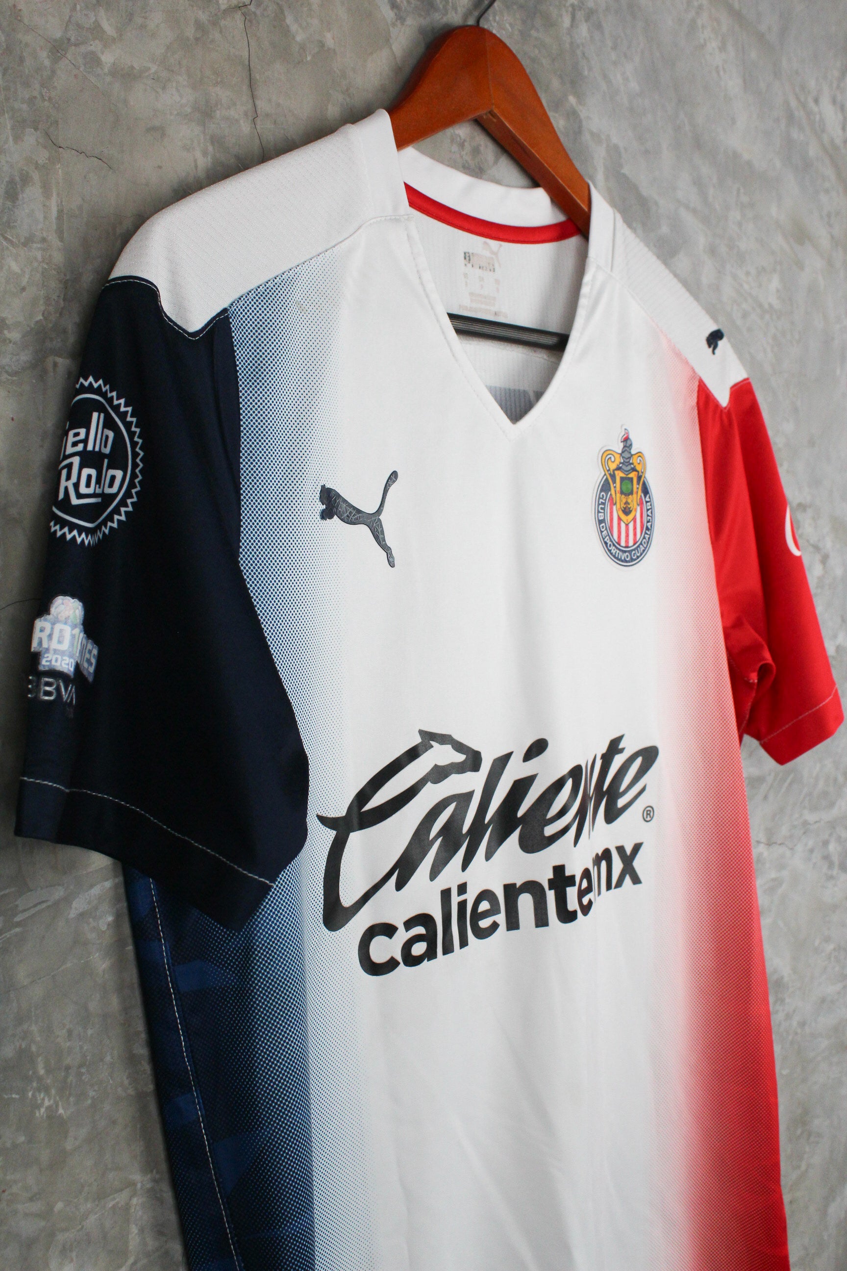 Chivas Visitante 2020/21 Isaac Brizuela #11