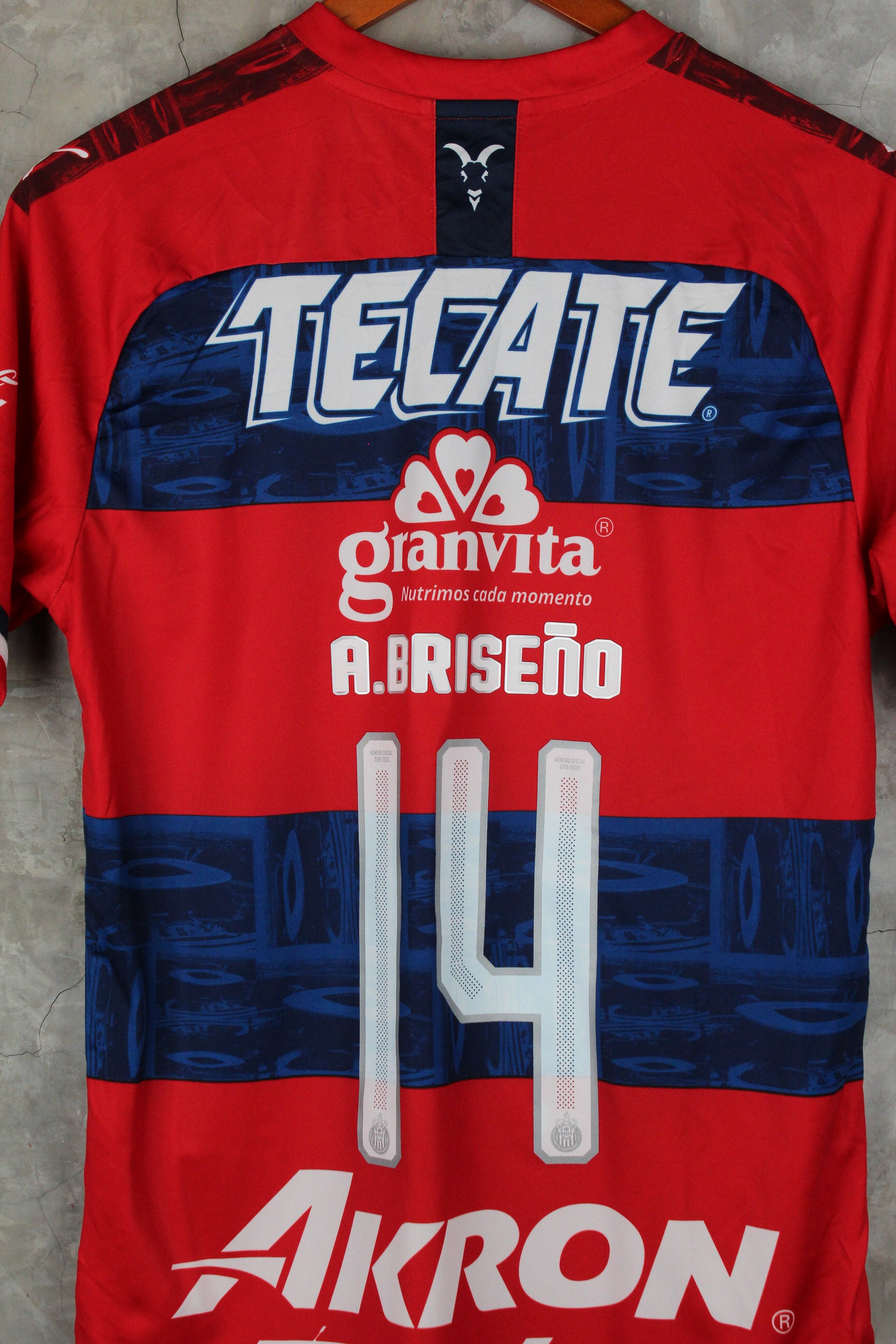 Chivas Visitante 2019/20 Antonio Briseño #14