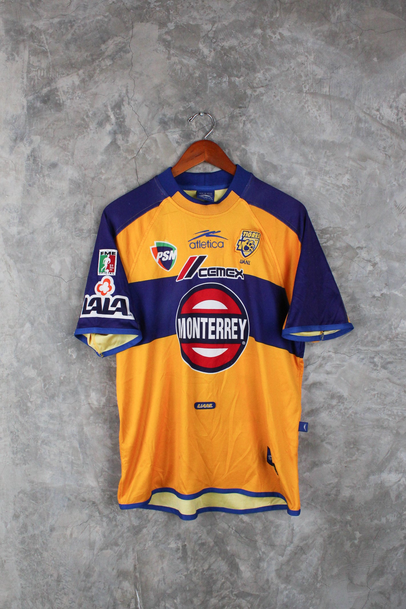 Tigres UANL Local  2001/02