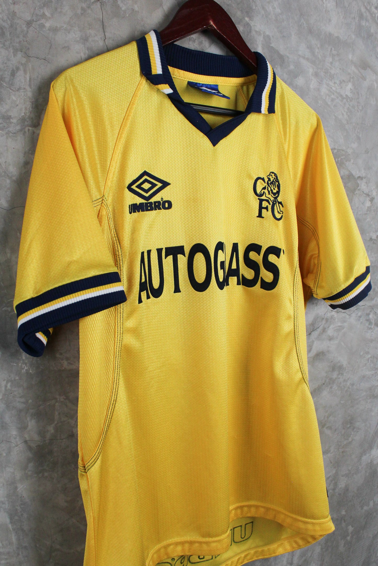 Chelsea FC Tercera 1999/00 Gianfranco Zola #25