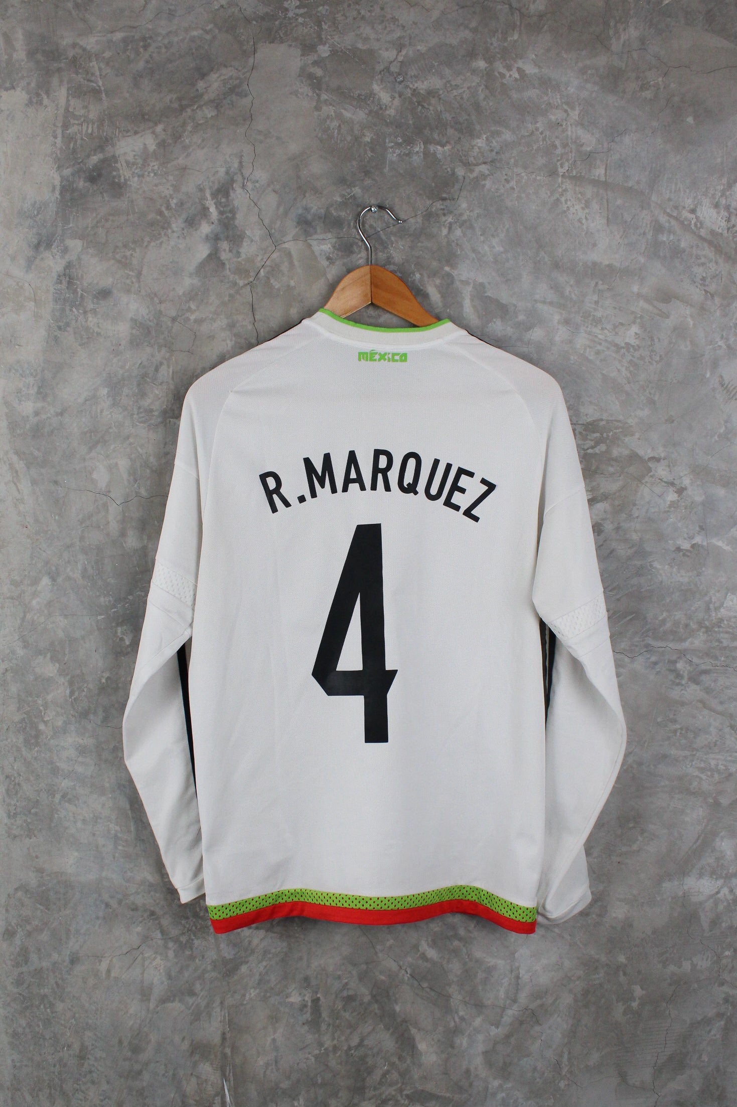 Selección Mexicana Visita 2015 Rafael Márquez #4