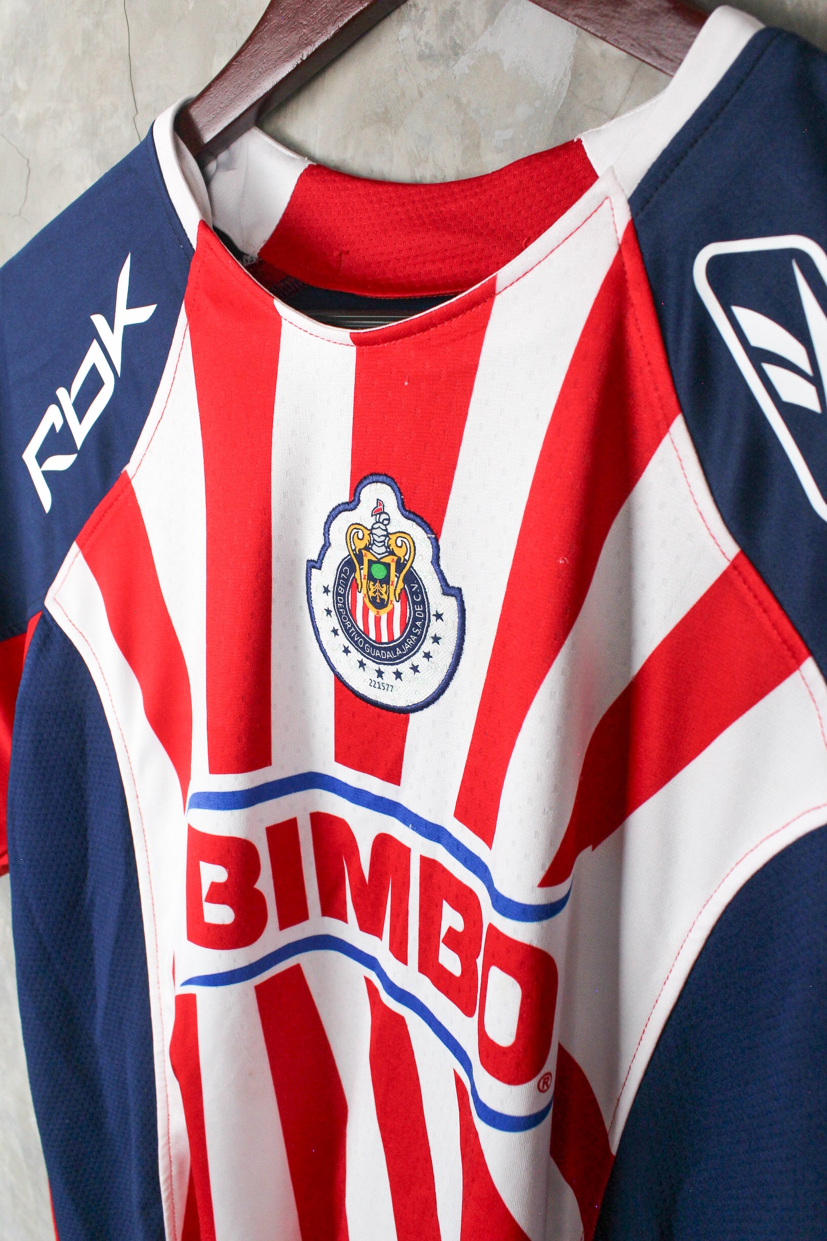 Chivas Local 2008/09 Kamikaze Omar "Pina" Arellano #9