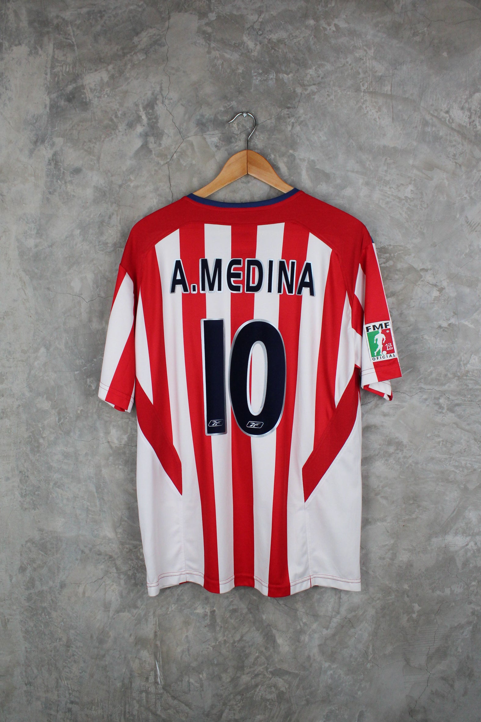 Chivas Local 2004/05 Alberto "Venado" Medina #10