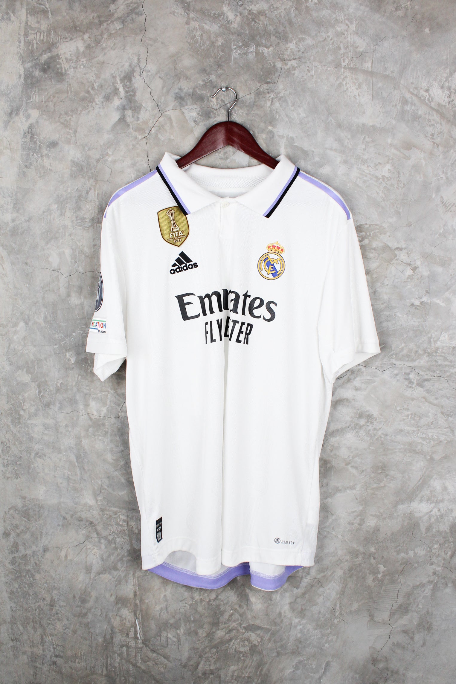 Real Madrid Local 2022/23 Fede Valverde #15