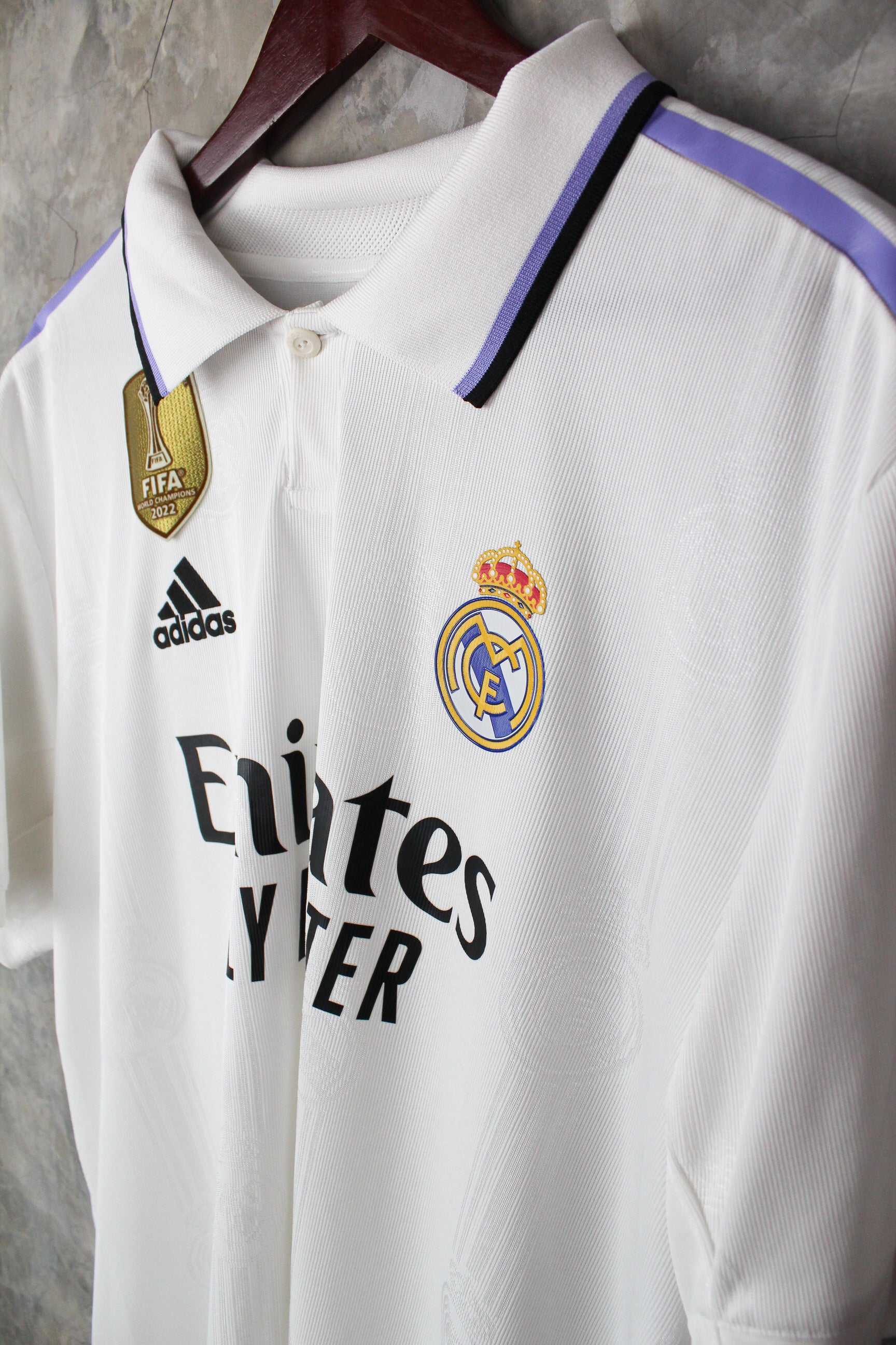Real Madrid Local 2022/23 Fede Valverde #15