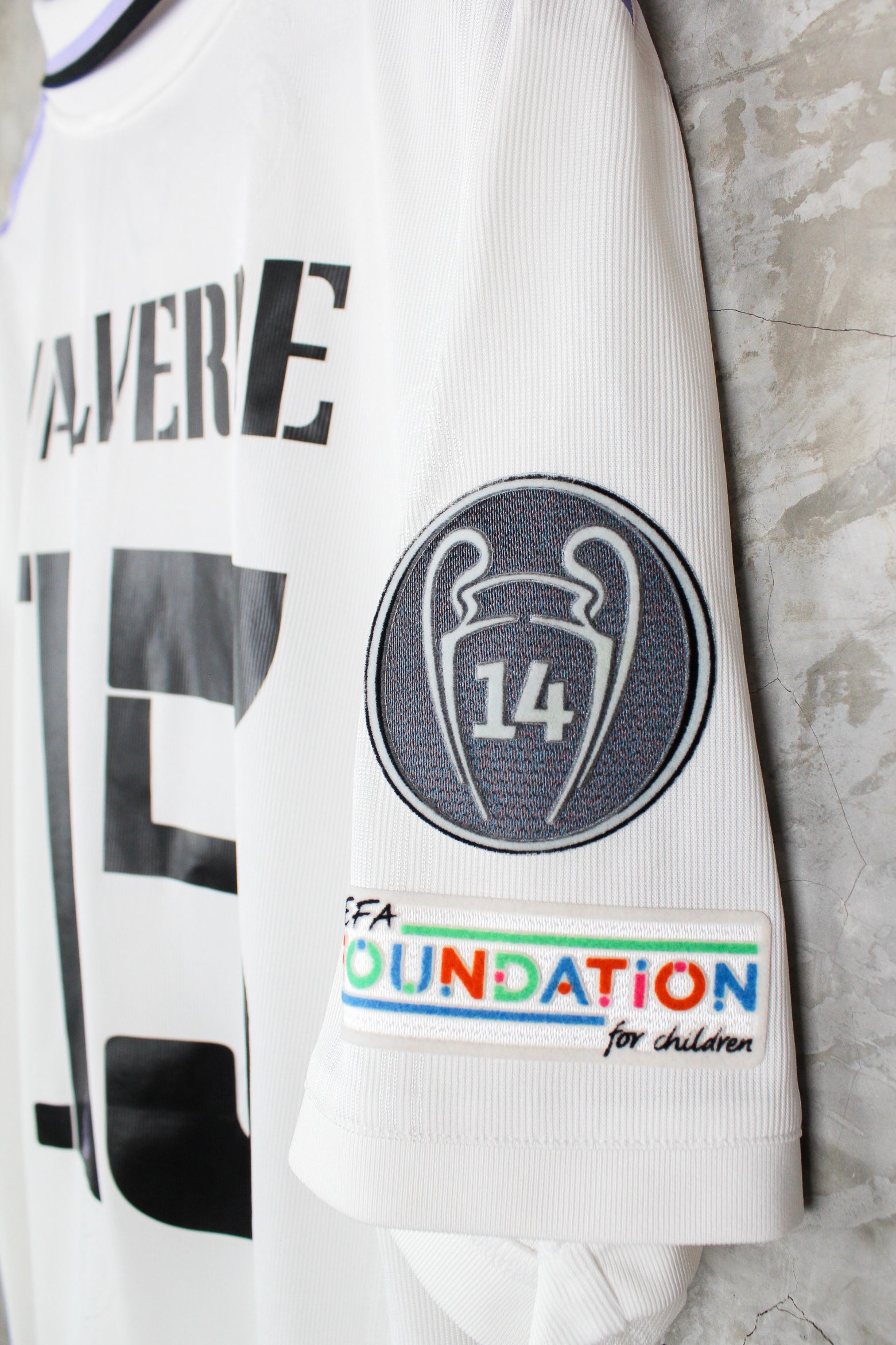 Real Madrid Local 2022/23 Fede Valverde #15