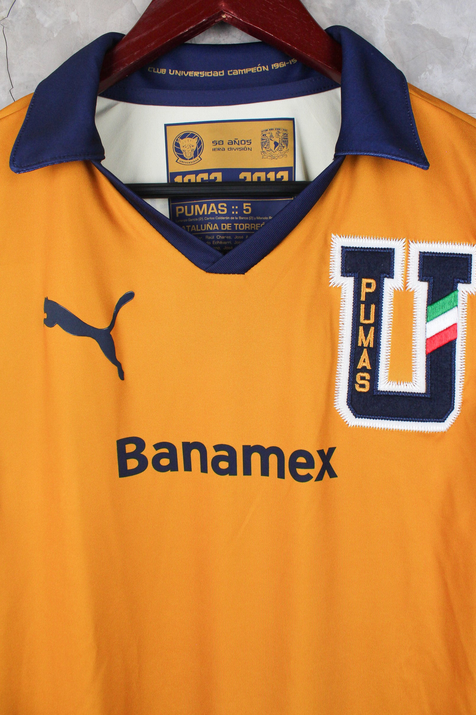 Uniforme Jersey De Pumas 2011 Global Classic Football Shirts 2004