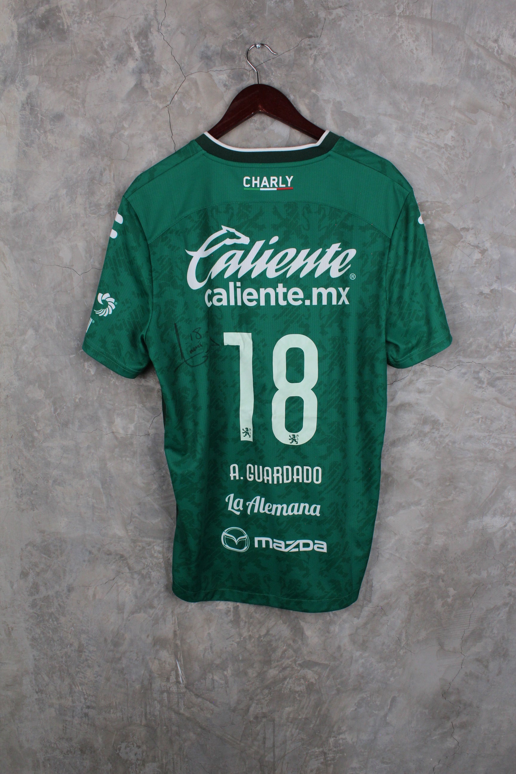 Club León Local 2024/25 Andrés Guardado #18 firmada
