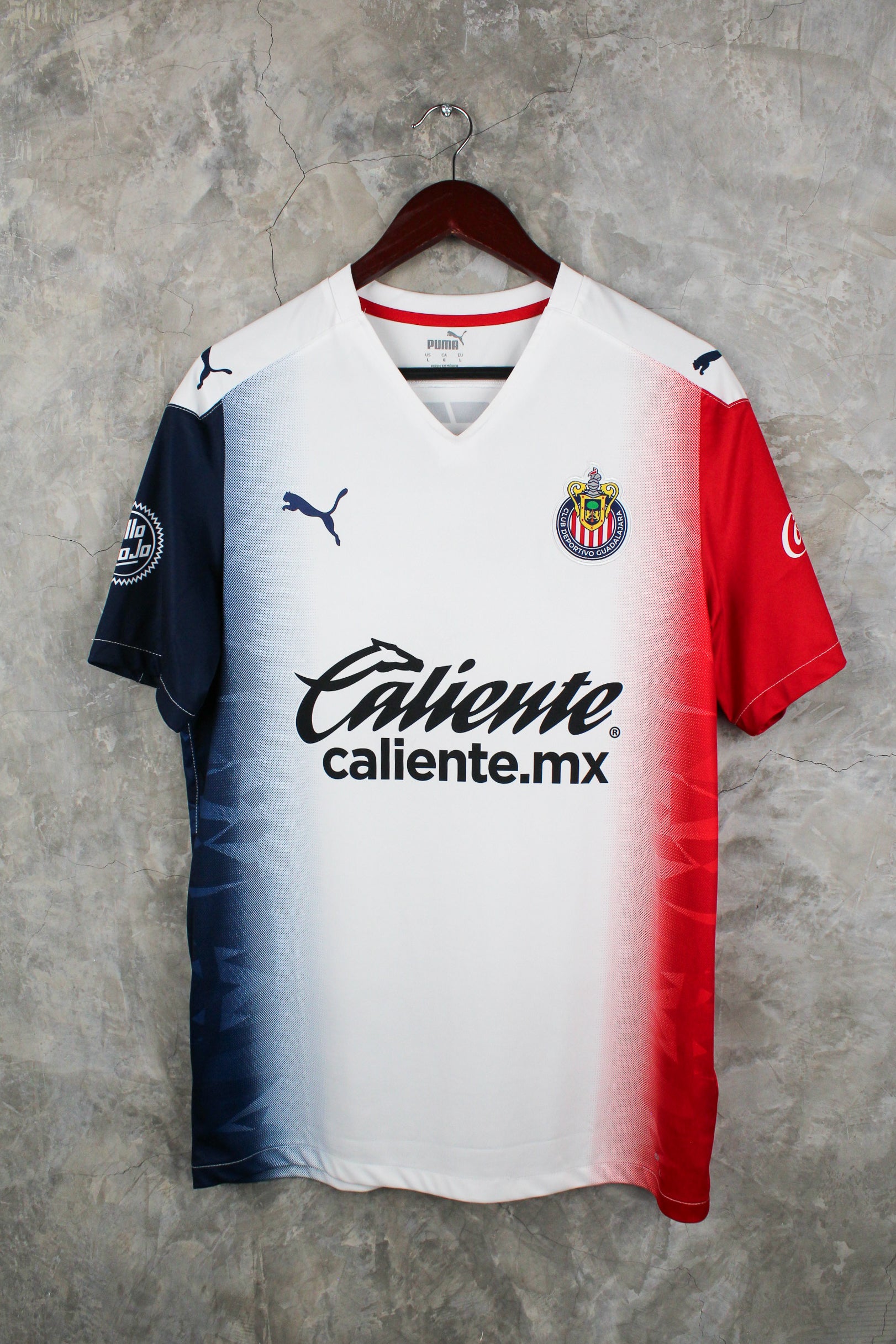 Chivas Visitante 2020/21 Isaac "Cone" Brizuela #11