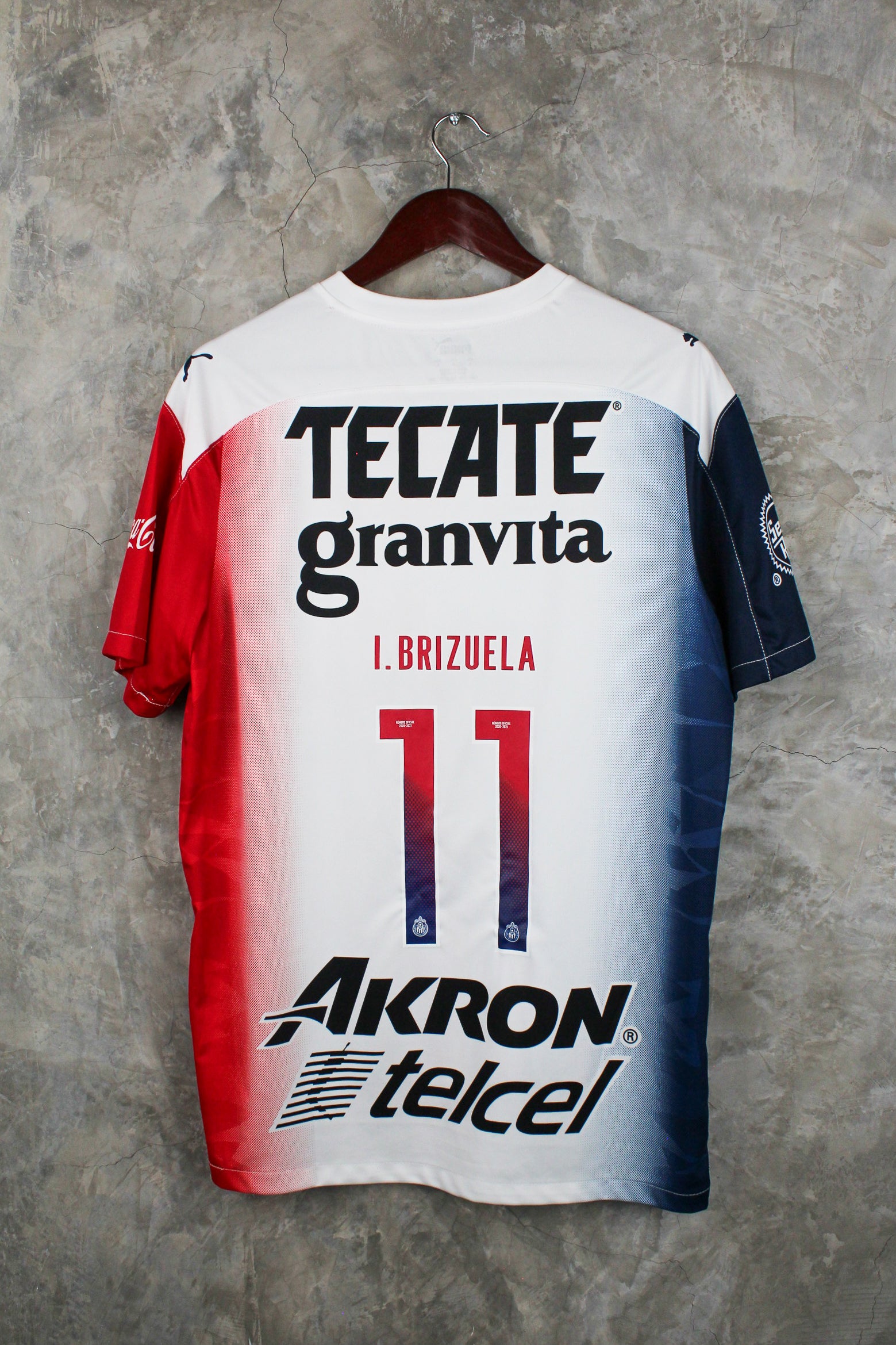 Chivas Visitante 2020/21 Isaac "Cone" Brizuela #11