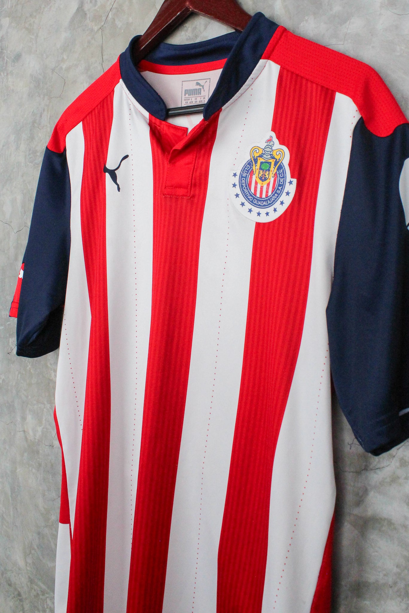 Chivas Local 2016/17 Rodolfo Pizarro #20