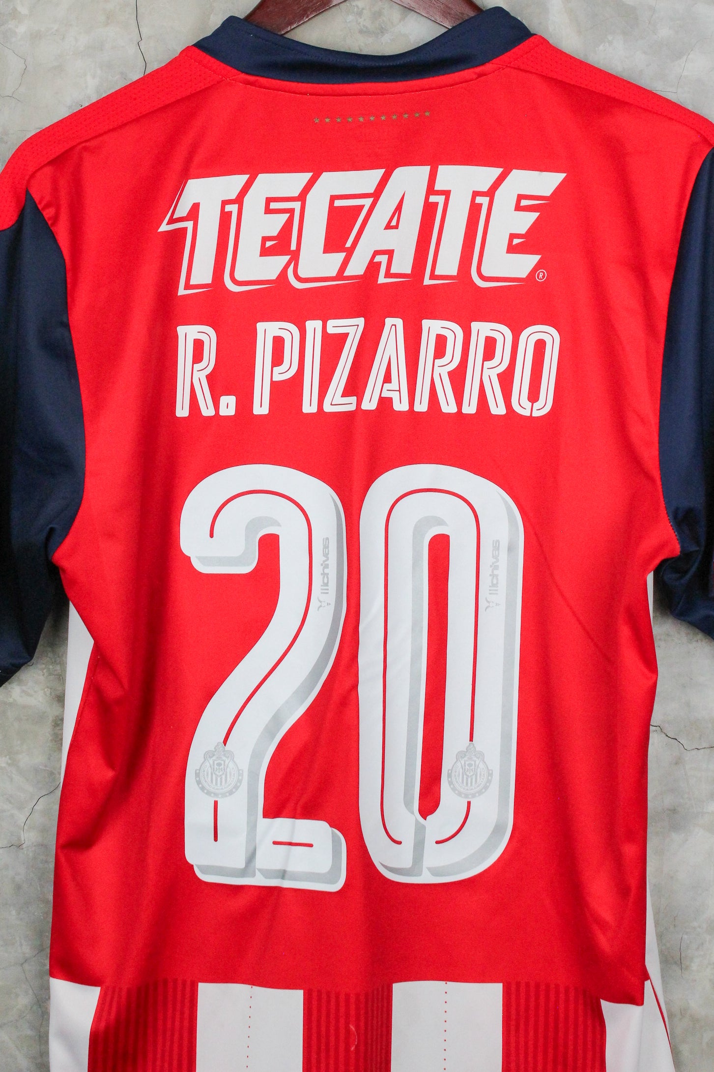 Chivas Local 2016/17 Rodolfo Pizarro #20