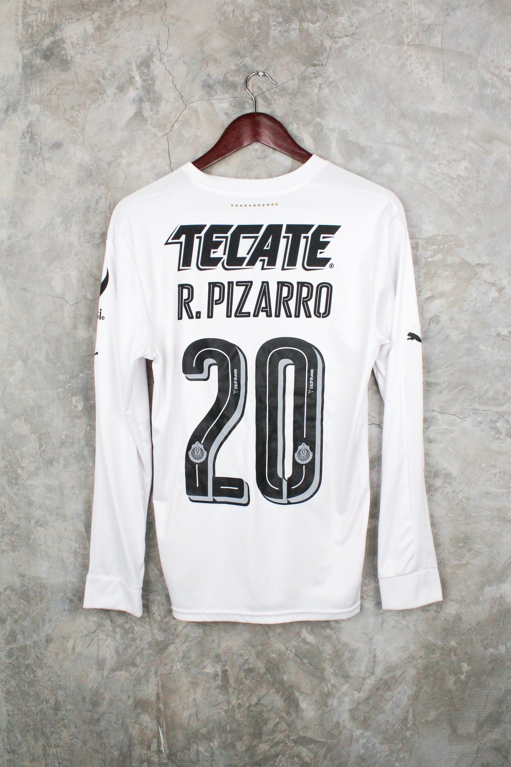 Chivas Visitante 2016/17 Rodolfo Pizarro #20 Manga larga