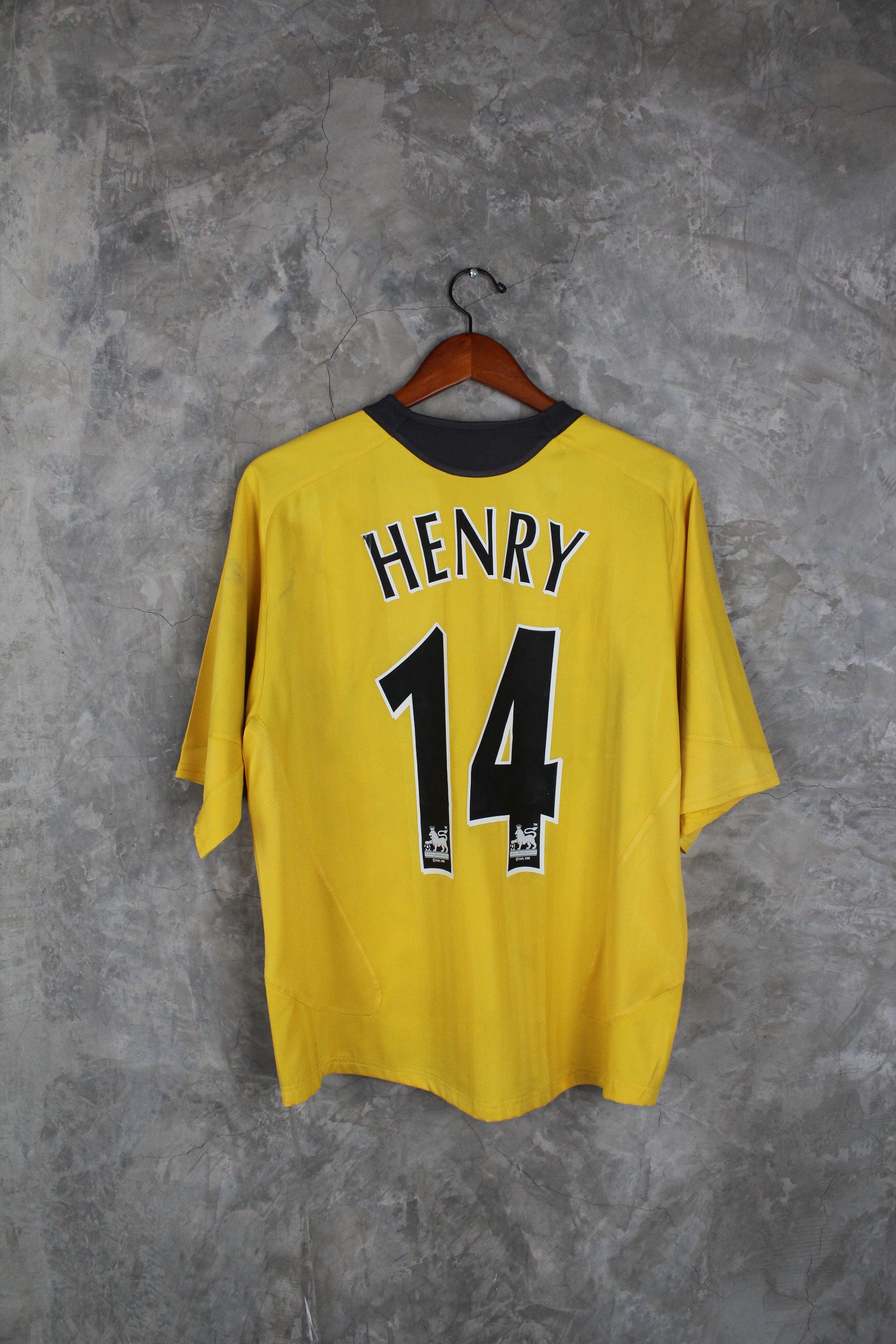 Arsenal FC Visita 2005/06 Thiery "Henry" #14