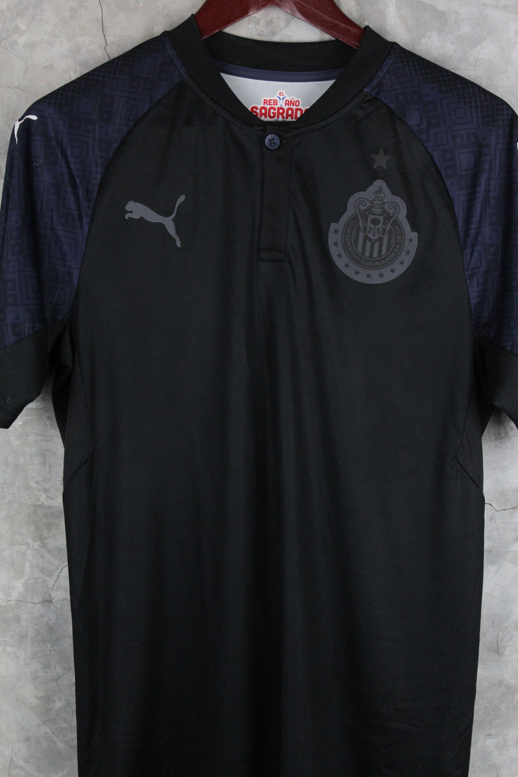 Chivas Visitante 2017/18 Alan Pulido #9